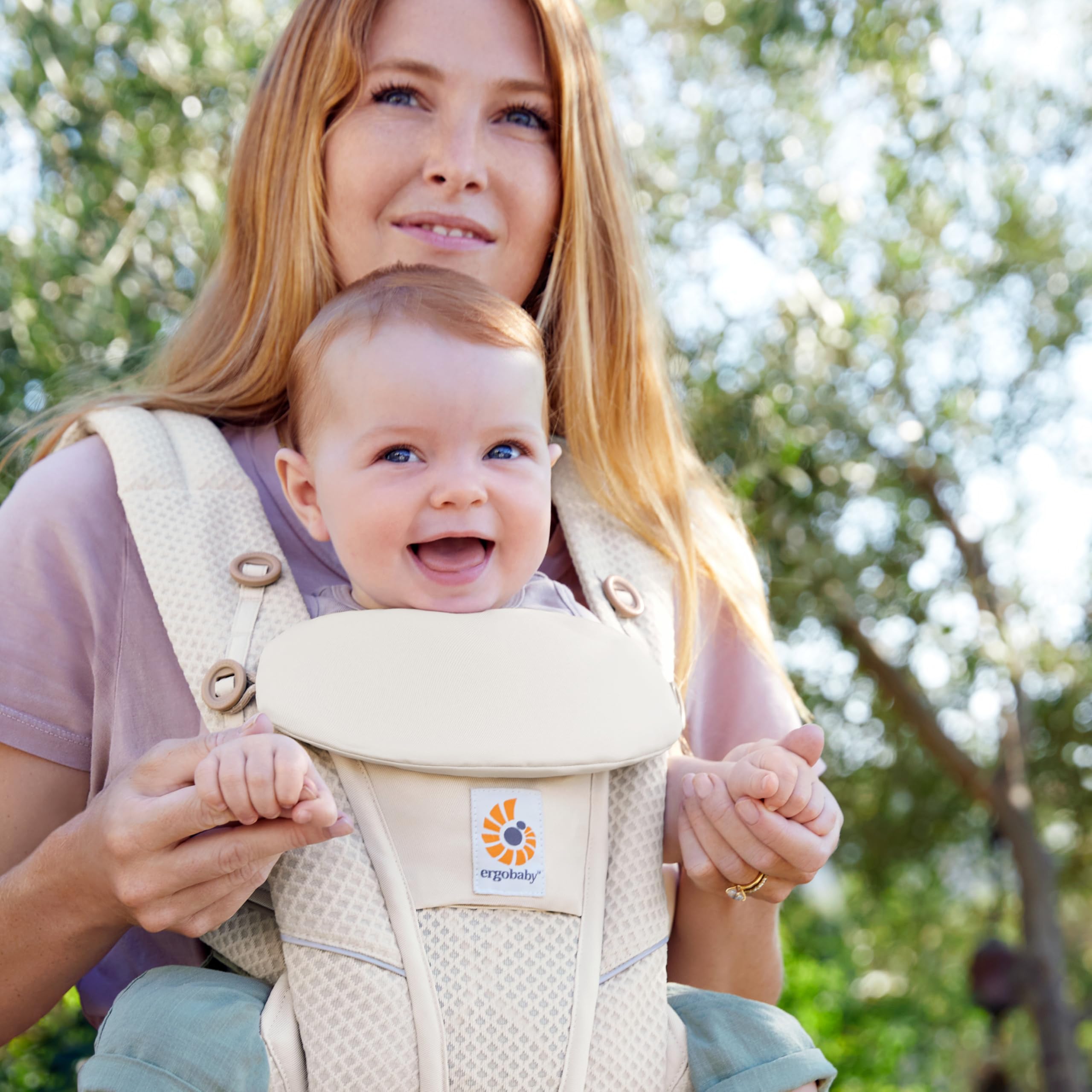 Ergobaby Mochila portabebé Omni Breeze recién nacidos desde su nacimiento hasta que pesan 20kg, portabebé ergonómica de Malla SoftFlex, 4 posiciones para transportar, Natural Beige — view 9