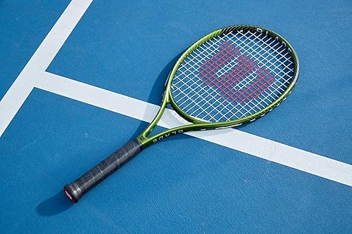 Miniatura 4 de Wilson Blade Feel Comp Jr - Raqueta de tenis incluida con una bolsa de tenis o mochila y pelotas de tenis