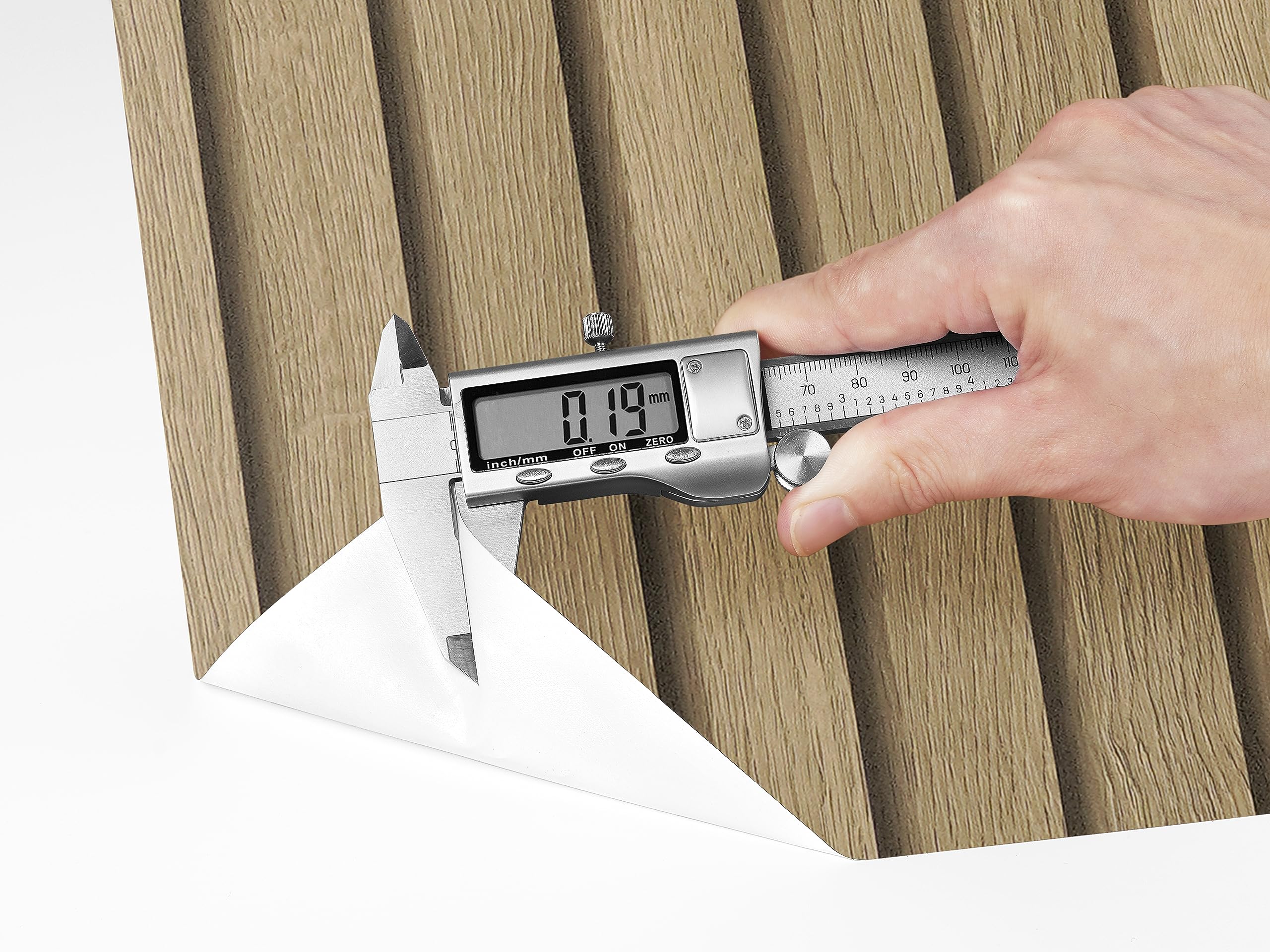 Livelynine Papel Pintado Autoadhesivo Pared Efecto Paneles de Madera 40CMx10M Lavable Papel de Pared 3D Madera Habitacion Comedor Salon Papel Adhesivo para Muebles Techo Rollo Vinilo Autoadhesivo