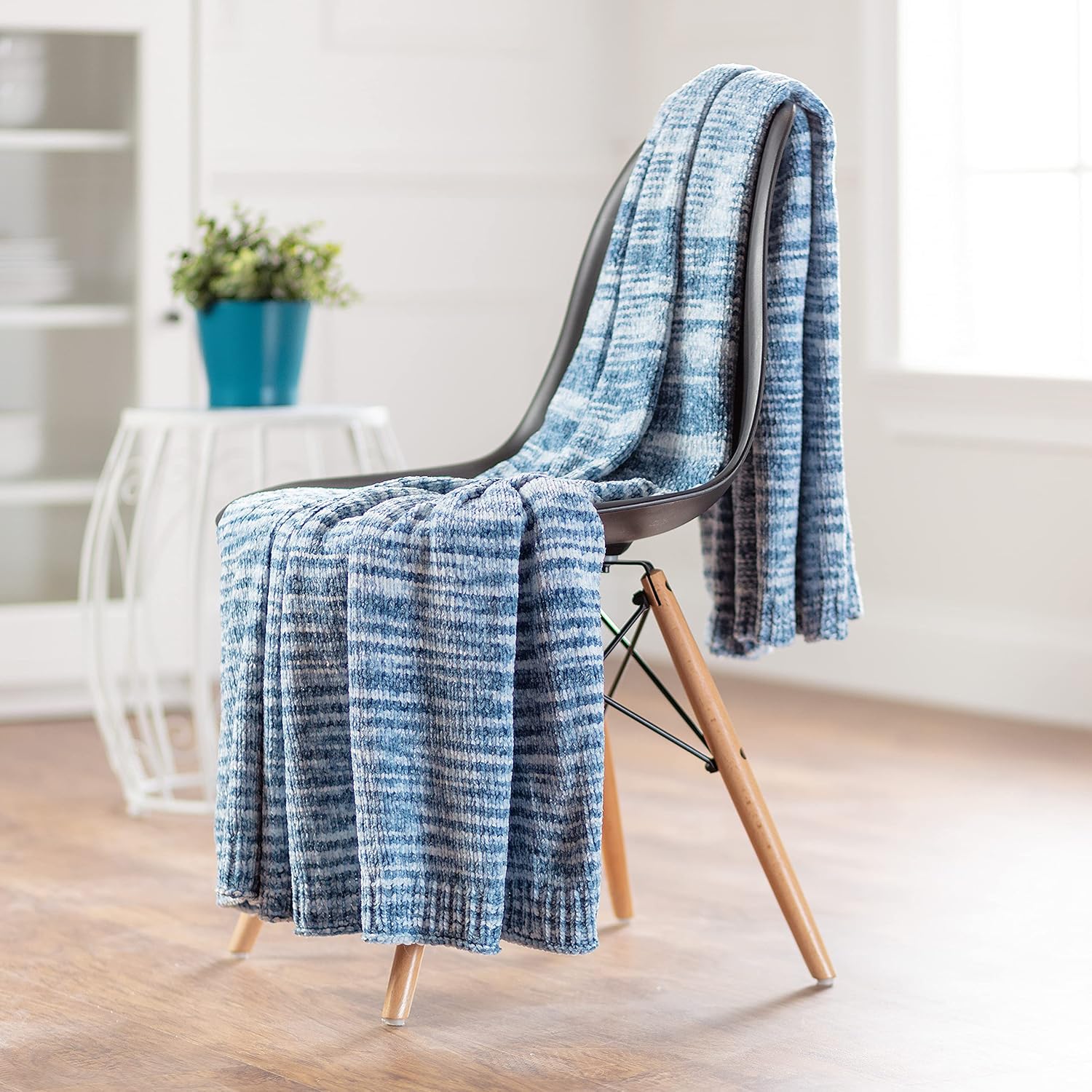 Chanasya Premium Chenille Knit Velvety Texture Throw Blanket - Super Soft Cozy Classy Elegant Decorative for Couch Sofa Chair Bed Living Bed Room White Blue Blanket - (50x65 Inches) Blue