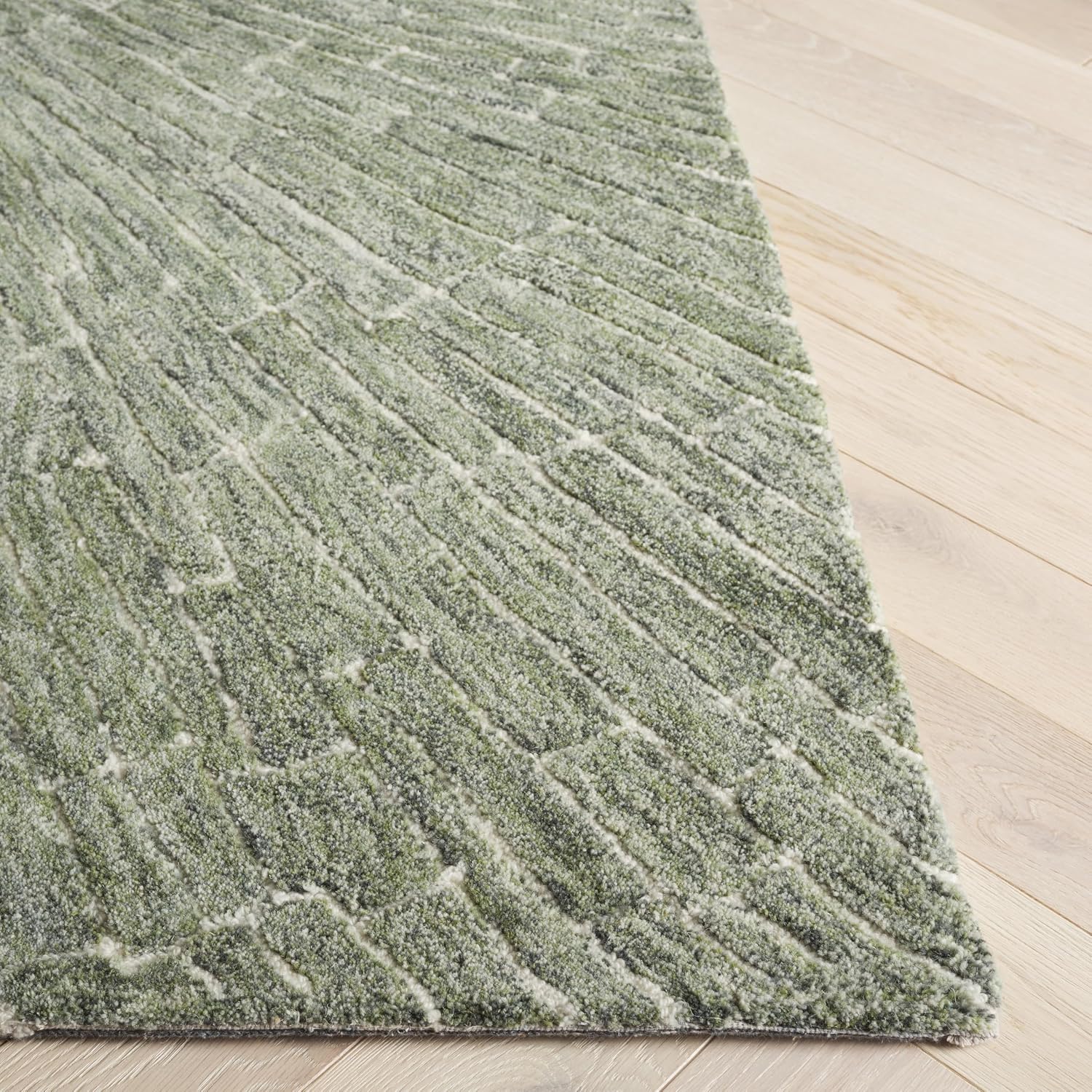 SAFAVIEH 8x10 Area Rug - Marquee Collection - Large - Green, Handmade Wool, Ideal for Living Room, Bedroom, Dining Space (MRQ507Y)
