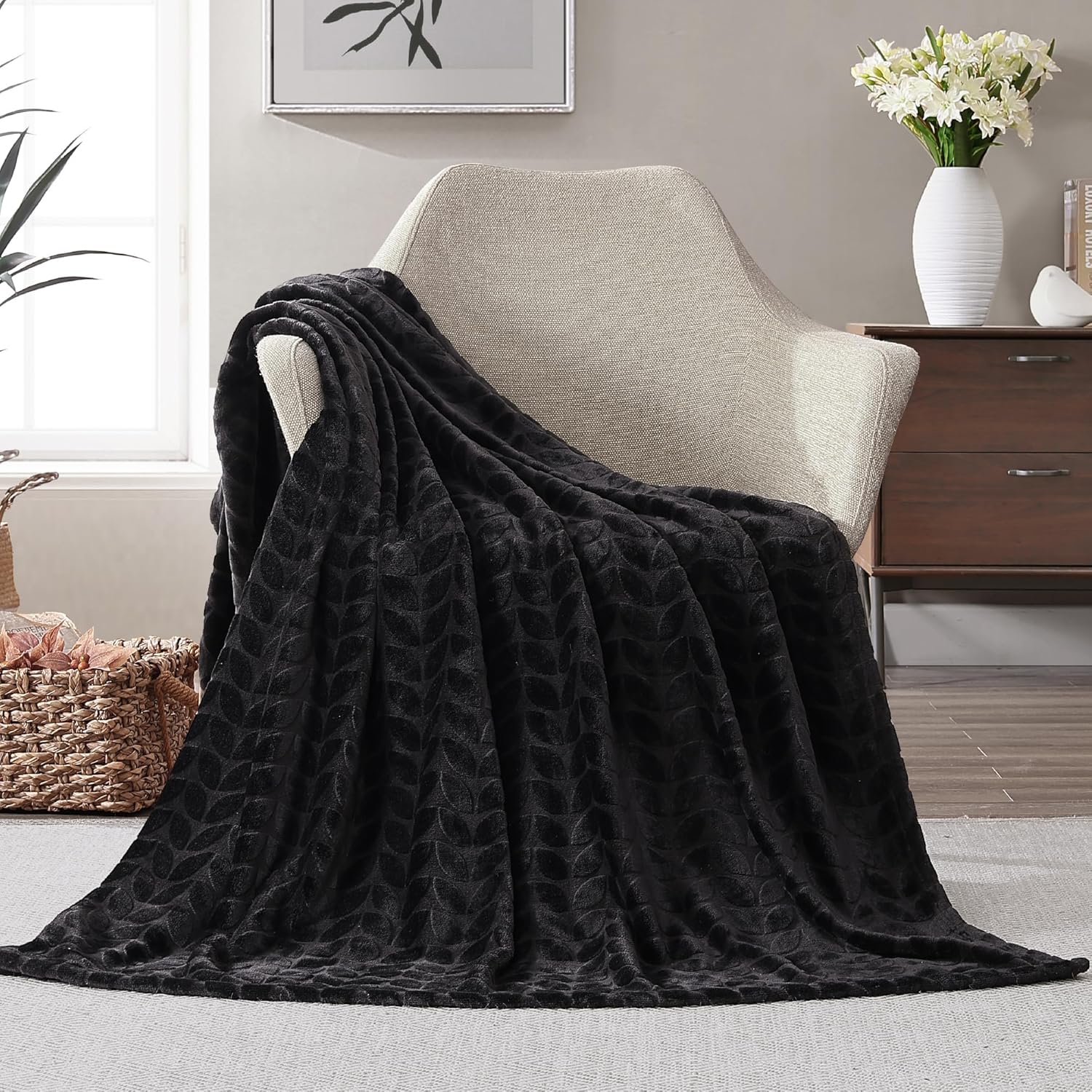 Fleece Throw Blanket (Throw 50x60 Inches Black) Soft and