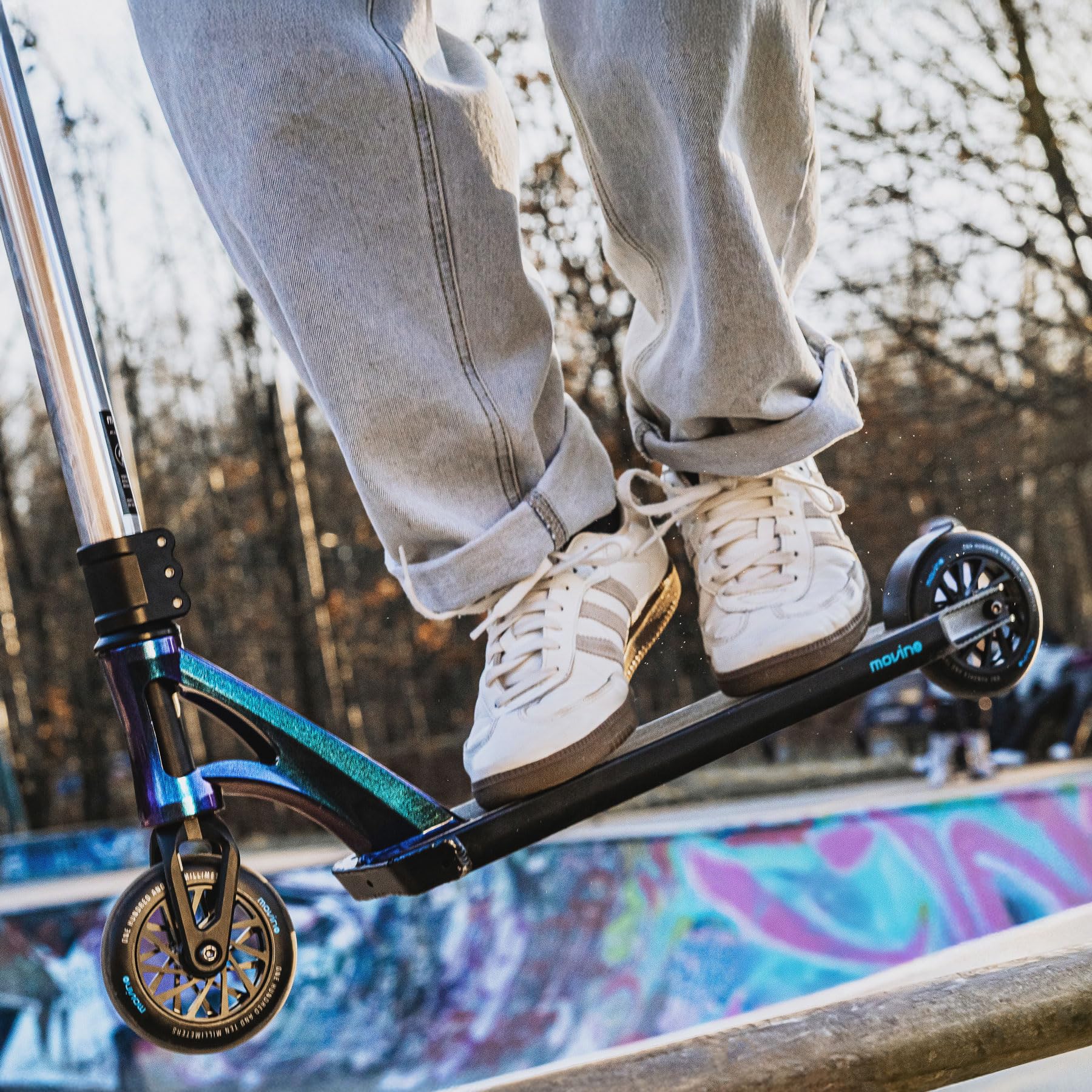 Movino Thor Patinete, Sistema de Compresión IHC, Dirección Integrada, Ruedas con Núcleo de Aluminio de 110 mm, Manillar de Aluminio
