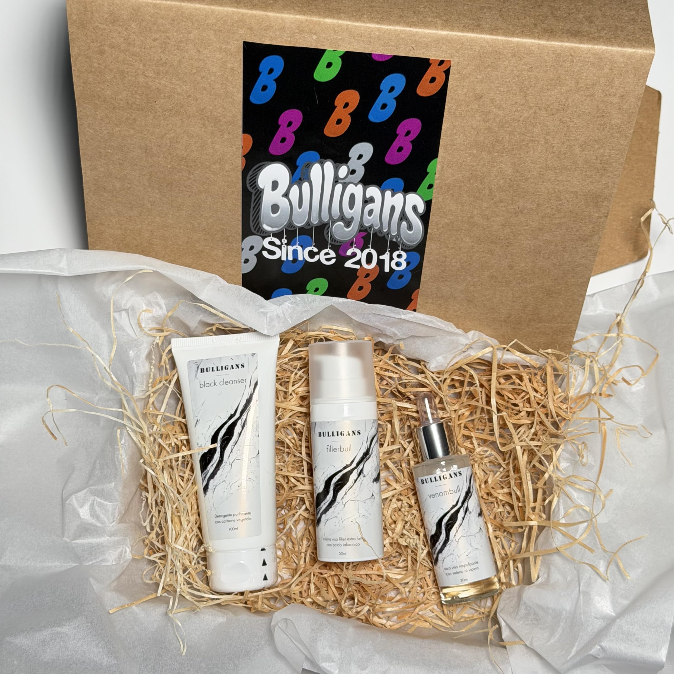 Bulligans BOX SKINCARE UNISEX BASE con Detergente Purificante, Siero Venombull e Crema Fillerbull, Idratante e Tonificante, Unisex, Made in Italy Set Regalo Uomo Compleanno Natale San Valentino