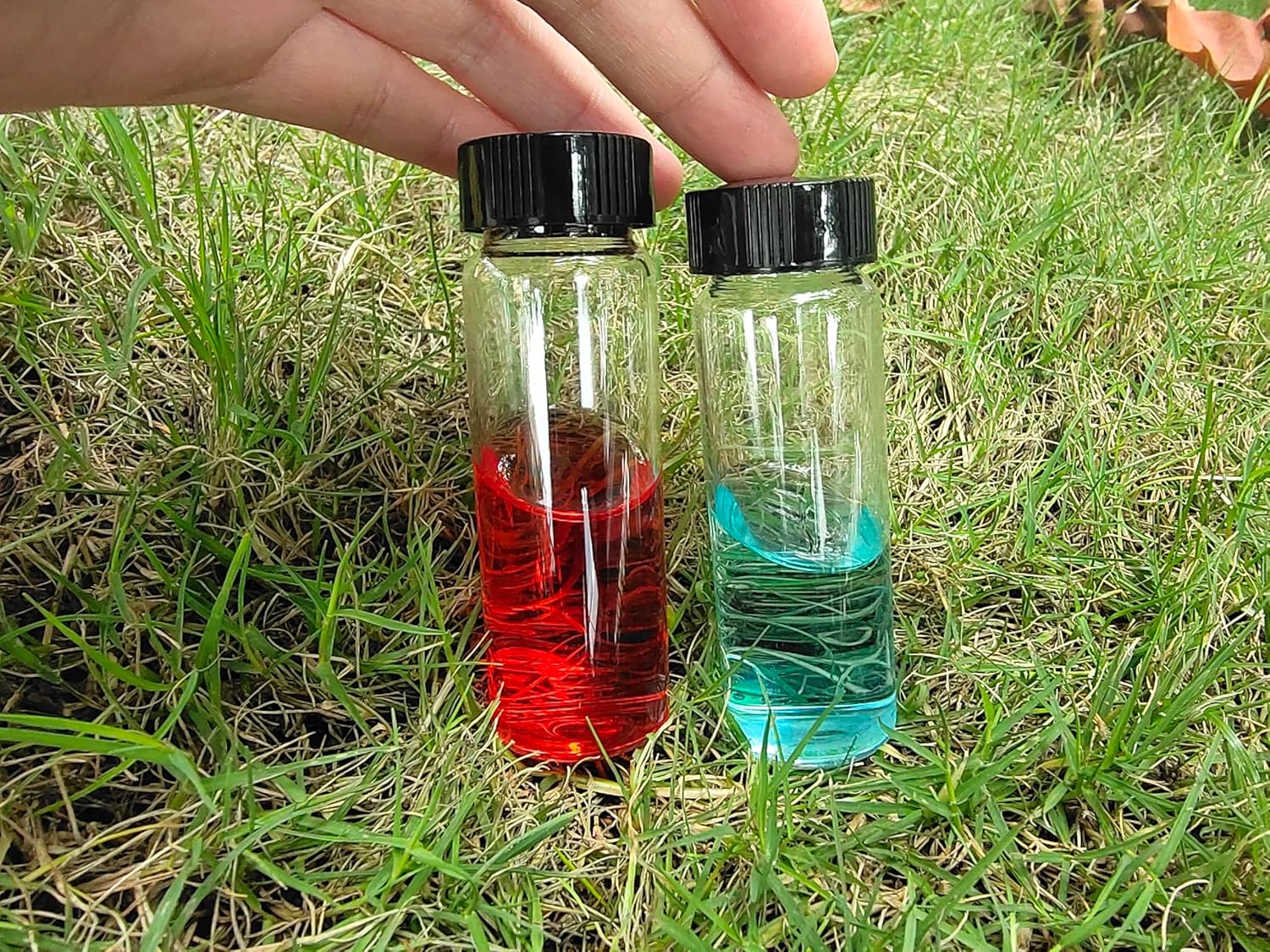 30 ml Clear Glass Vials with Screw Caps, 1/2 7 Dram Small Liquid Sample Vial, Leak-Proof Vial,100PCS,SERHICS