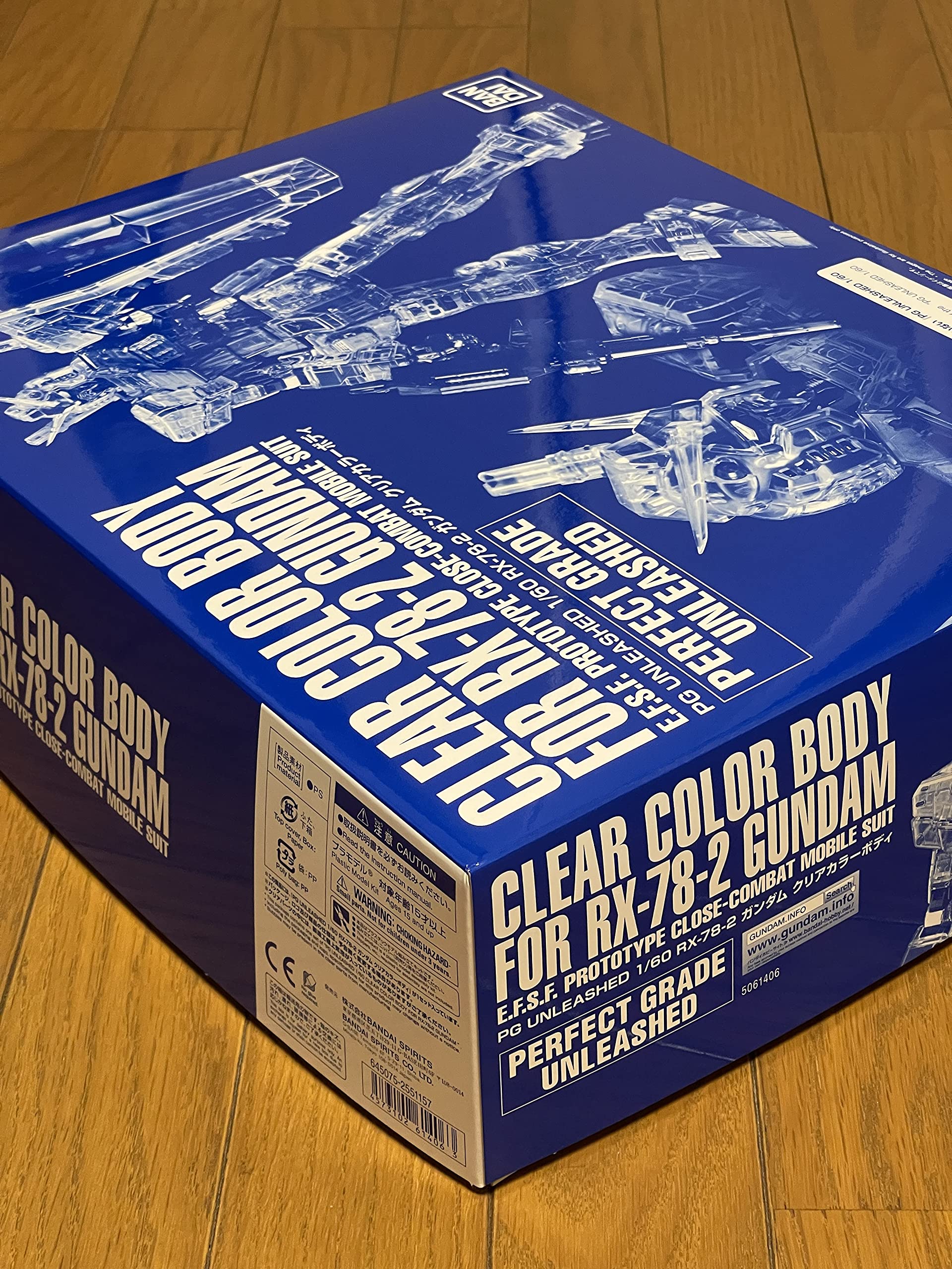 Bandai Spirits PG UNLEASHED 1/60 RX-78-2 Gundam Clear Color Body - Bild 7 von 9