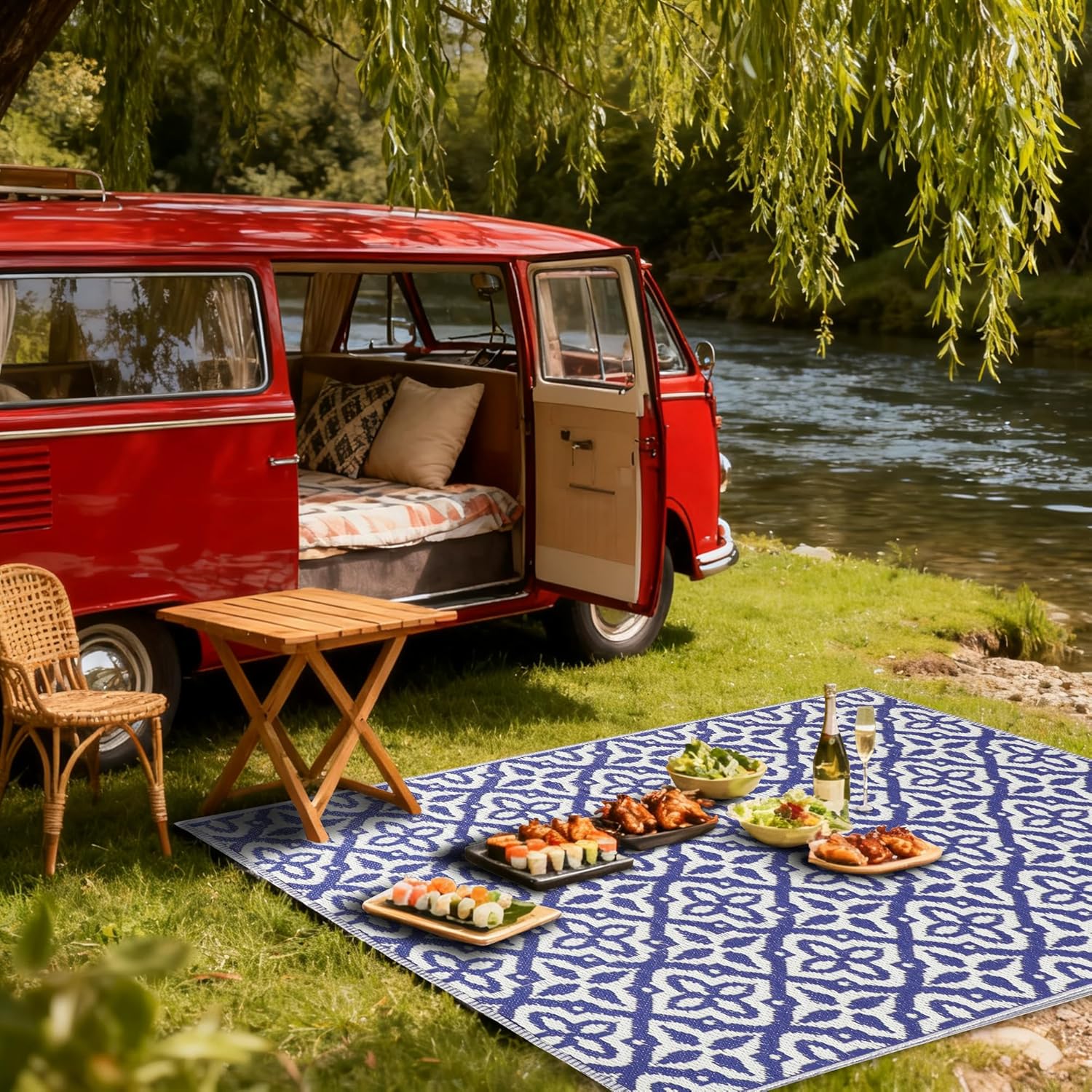 ‌Reversible Waterproof Outdoor Rug – Lightweight UV-Resistant Rug for Patio, Camping & Beach (Blue Flowers, 4' x 6' (Rectangular))