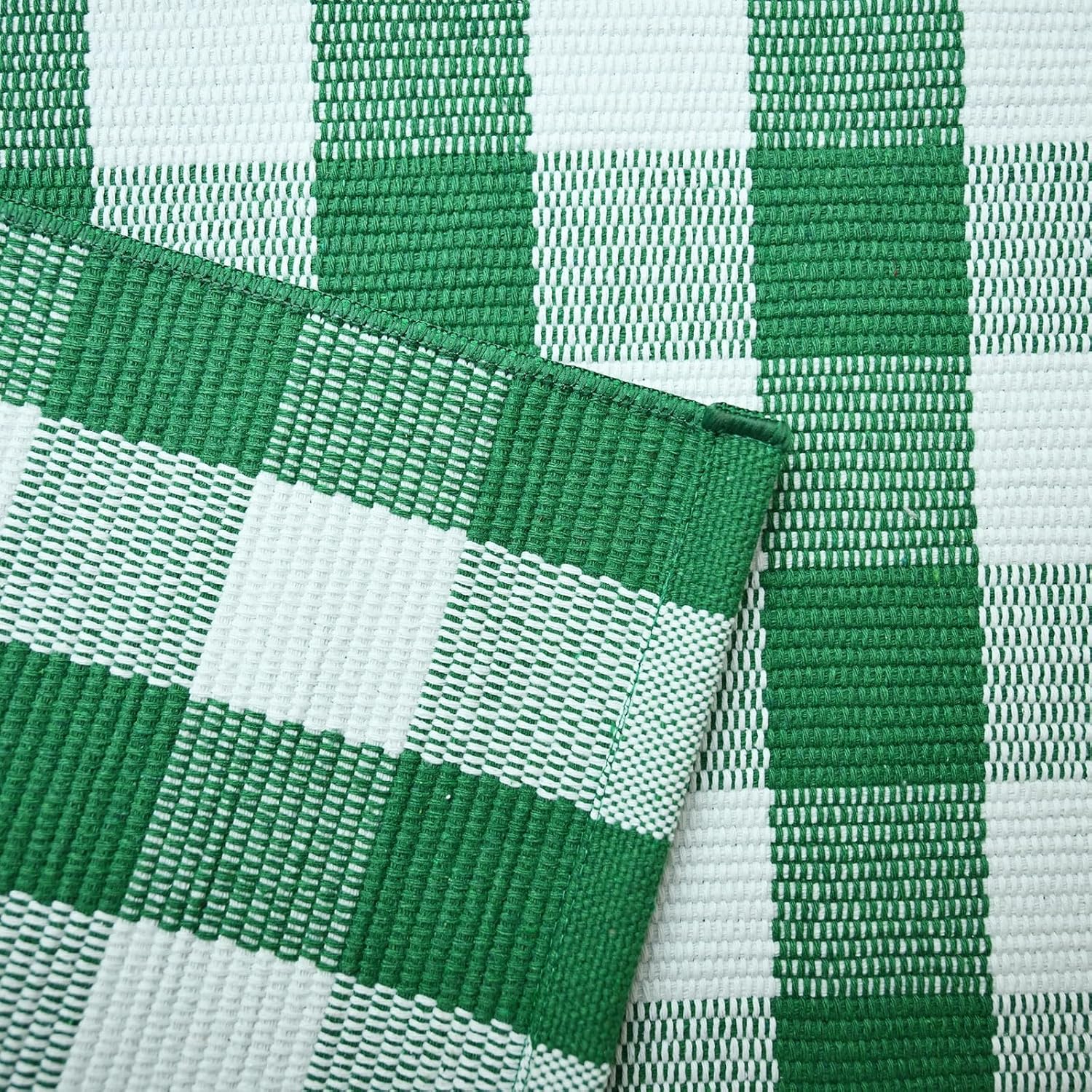 CAINANEL Buffalo Plaid Outdoor Rug Green and White Spring Door Mat Layering Rug Welcome Doormats for Spring Easter Farmhouse Entrance Porch Outdoors Decor