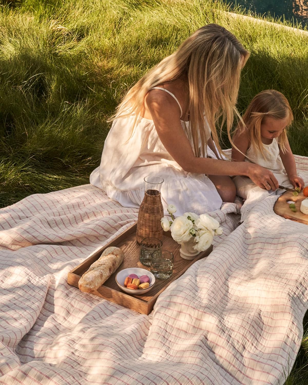 UnHide Summer Cotton Blanket -100% Cotton - Breathable and Lightweight - Cozy Throw Blanket for Outdoor Picnic, Beach, Park, and Backyard - Machine Washable - 60” x 80” - Teal - Image 5