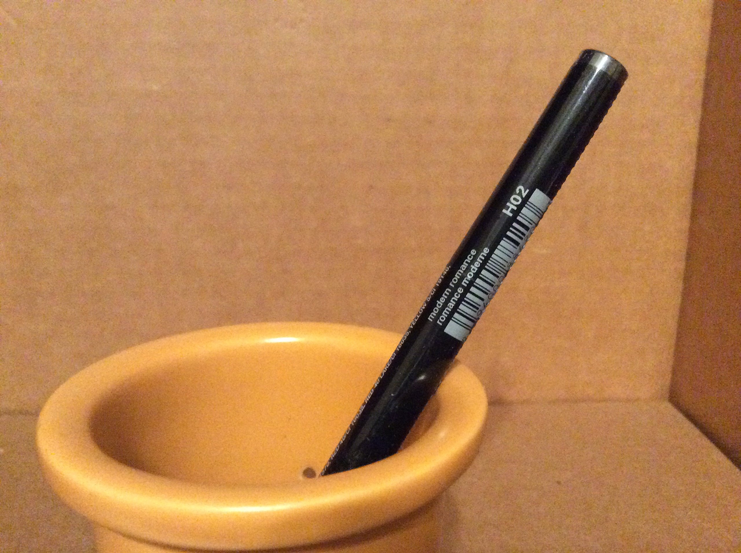 Avon Glimmersticks Dual Ended Eye Liner Modern Romance