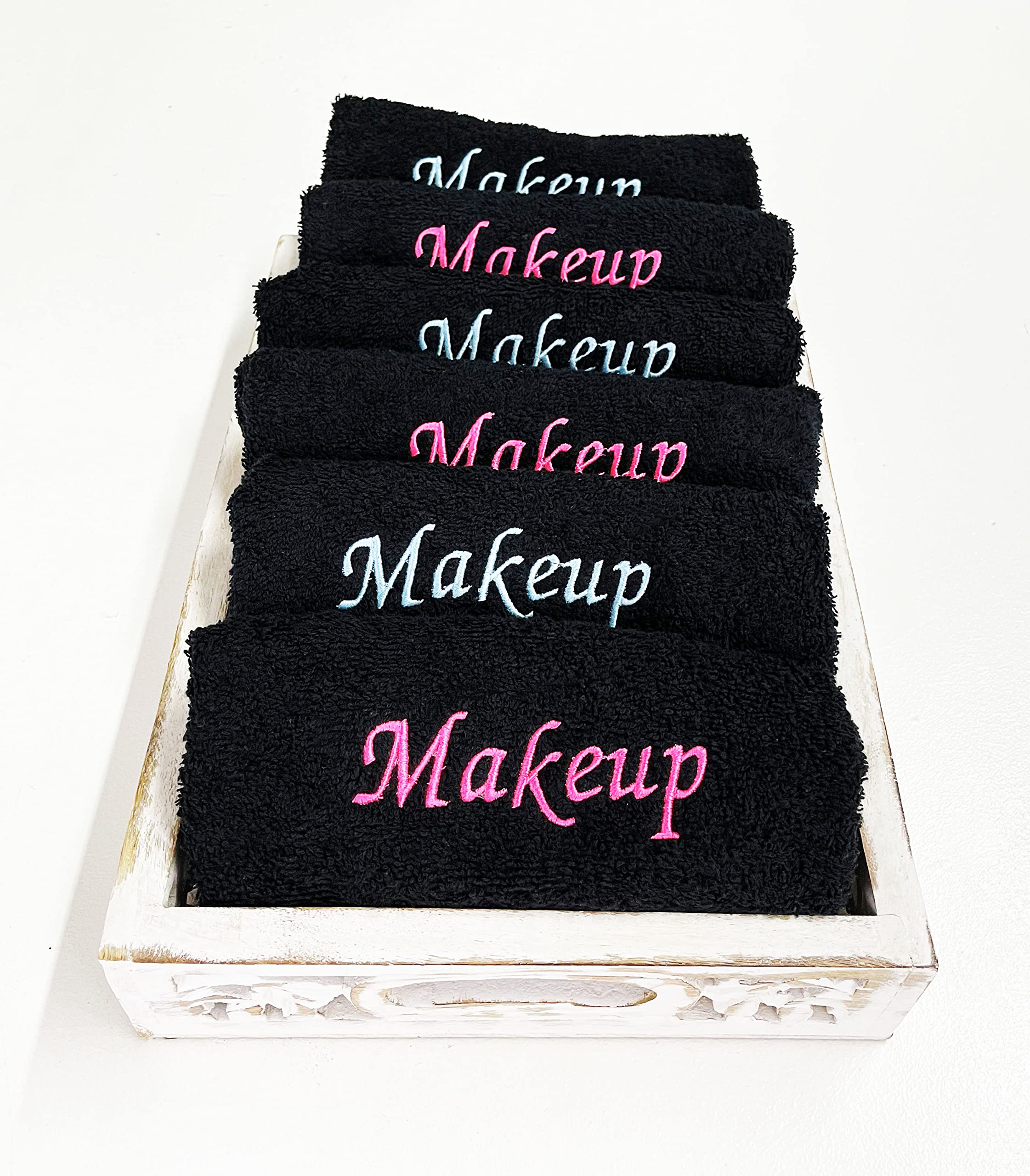 Liberty21 Serviettes démaquillantes. 100 % coton doux brodé. Nettoyage du visage, serviettes réutilisables noires. 6 serviettes incluses dans le lot.
