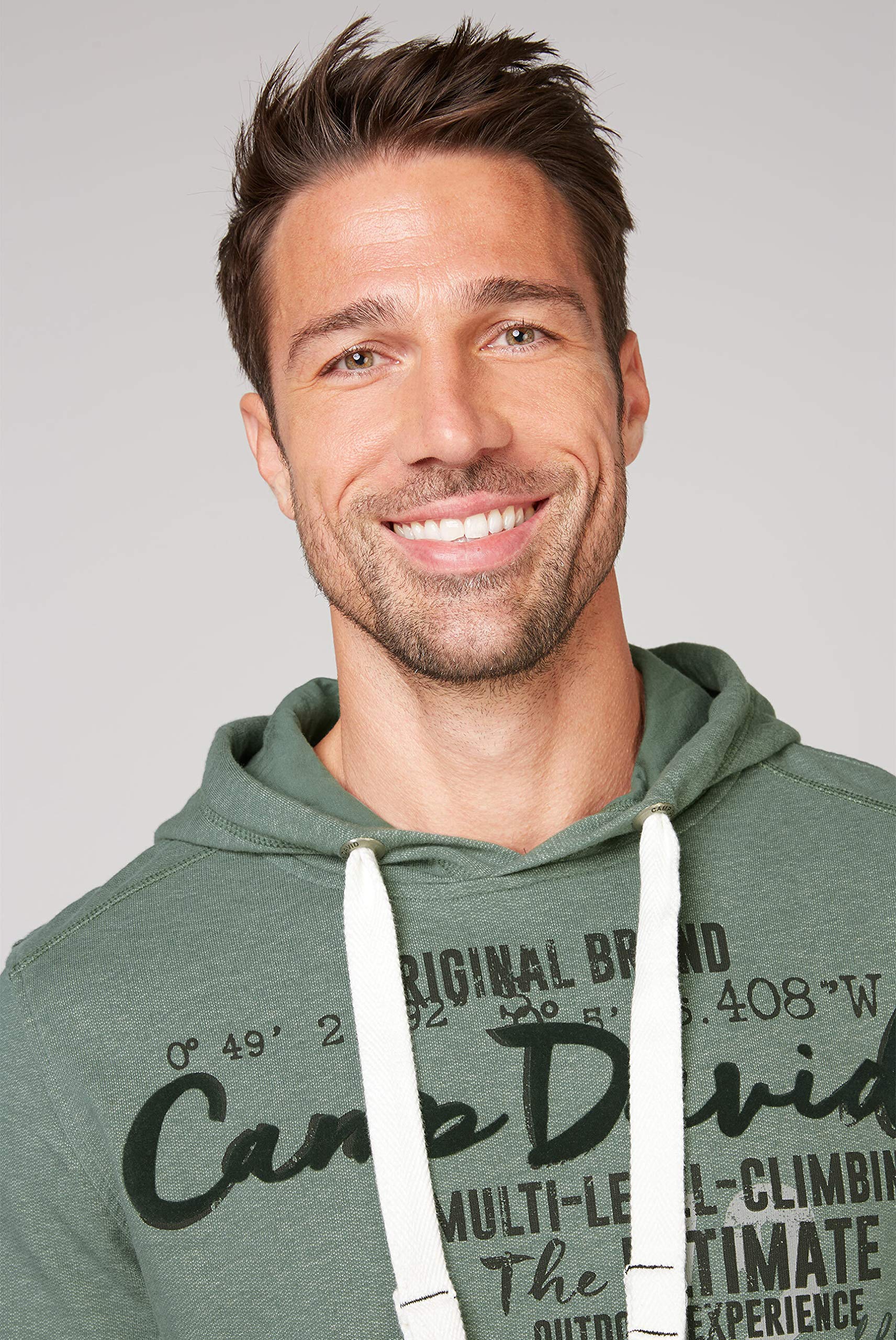 Camp David Herren Hoodie mit beidseitigen Logo-Applikationen, Grün, XXL, Langarm, Mit Kapuze, Buchstabenmuster, Herrenbekleidung, Männer, Erwachsene Männer, Freizeit, Sport