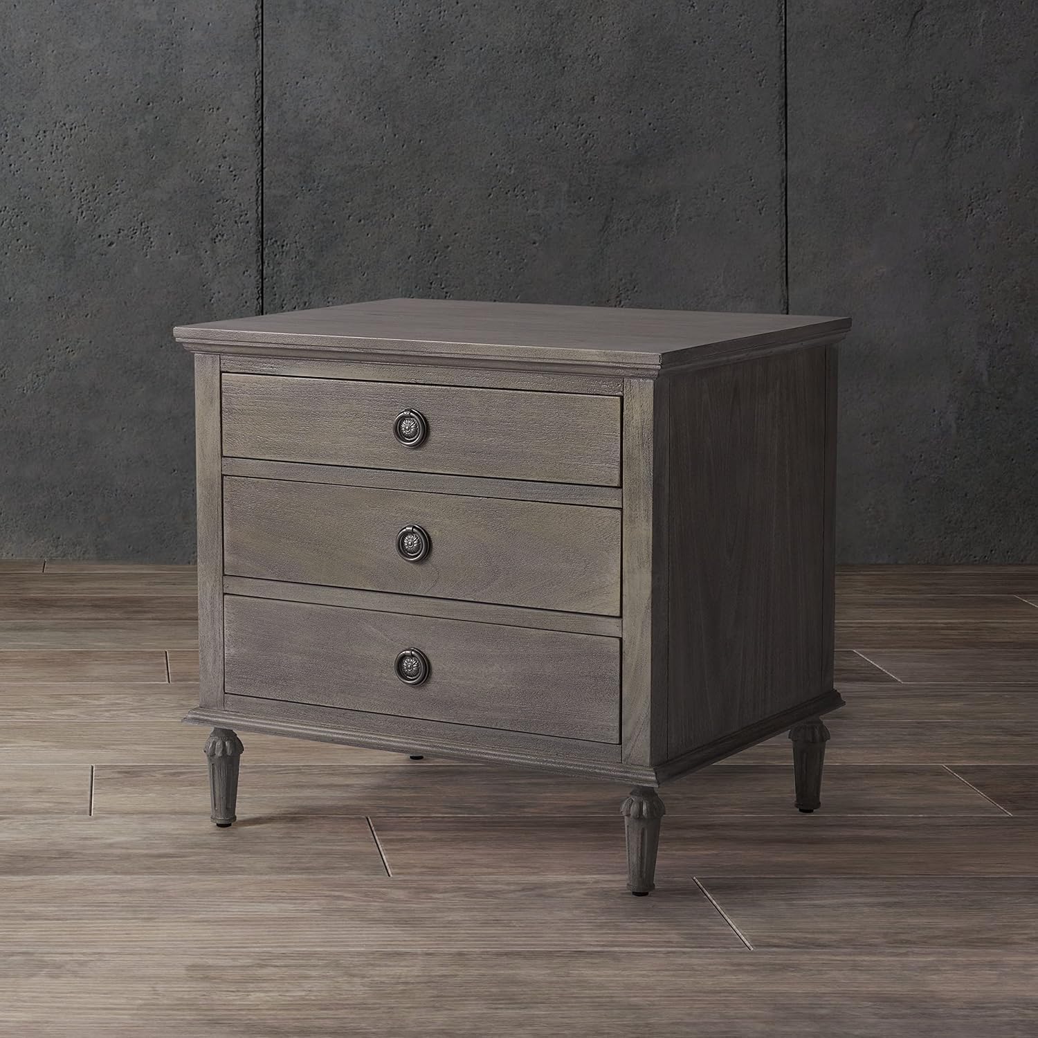 SAFAVIEH Couture Home Collection Lisabet Light Grey 3-Drawer Wood Nightstand Table (Fully Assembled)