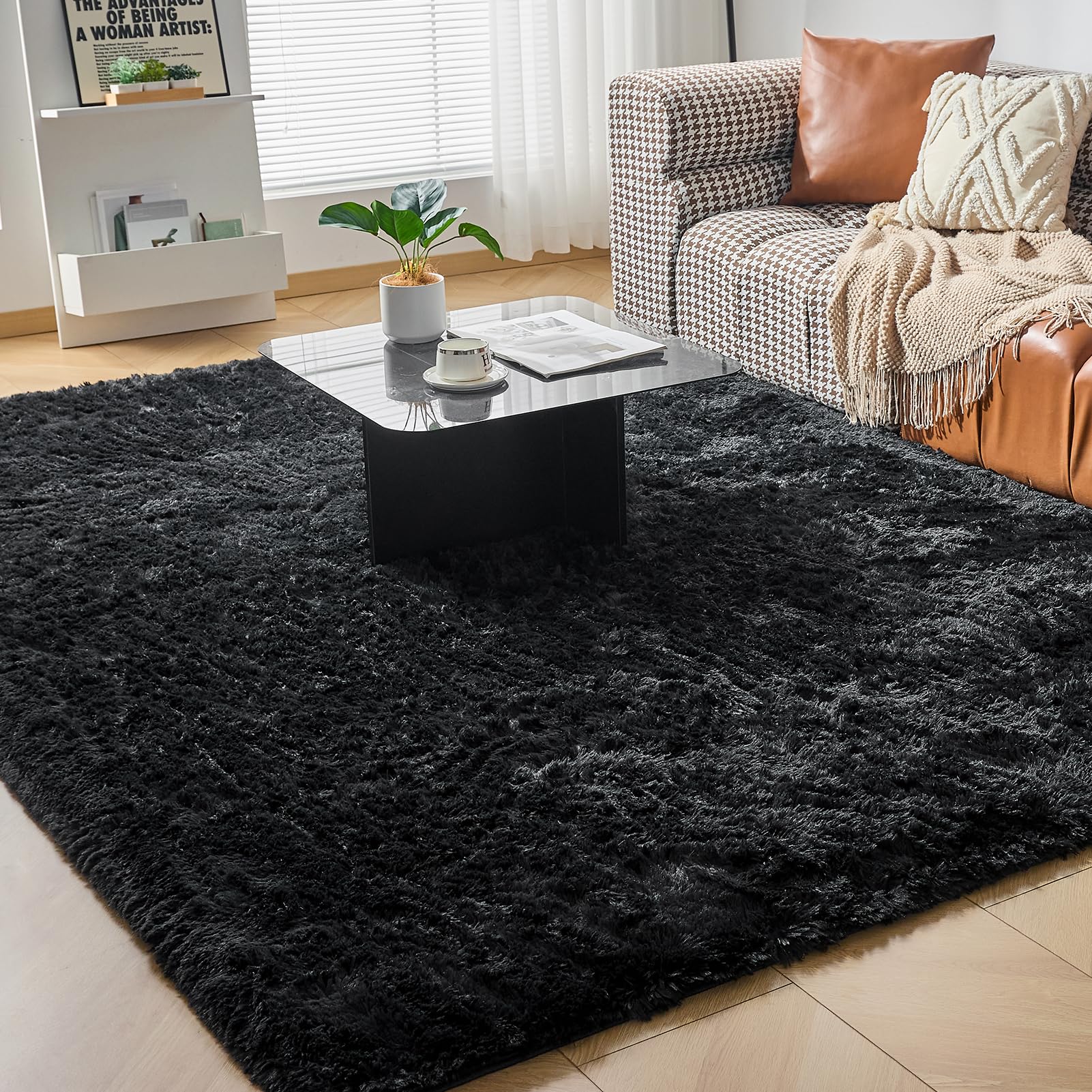 CHOSHOME Black Velvet Shag Carpet - Super Soft Fluffy Rug for Living Room & Bedroom (120x180cm)