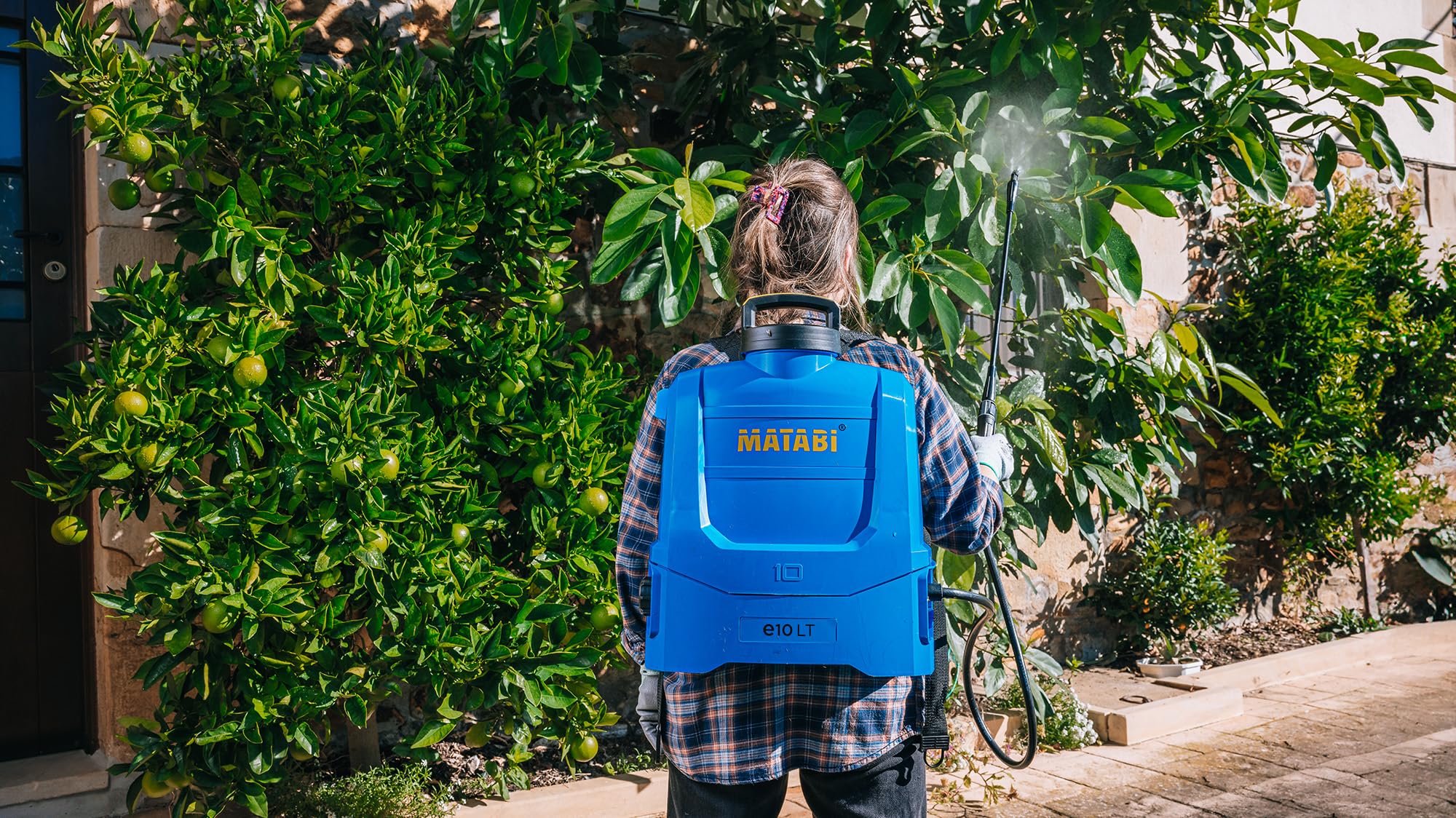 Spruzzatore Elettrico Matabi e10 LT - Batteria Estraibile Li-Ion - Autonomia 150L - Design Compatto e Leggero - Cinghie Imbottite - Serbatoio Ergonomico - Ugelli Inclusi - Fatto in UE