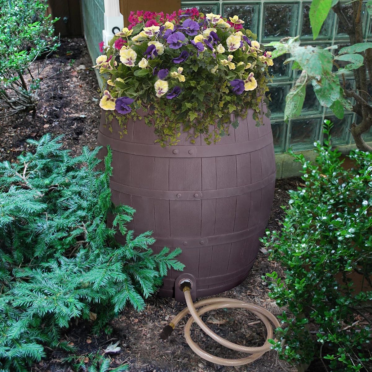 Graf Quattro Twist Rain Barrel view 2