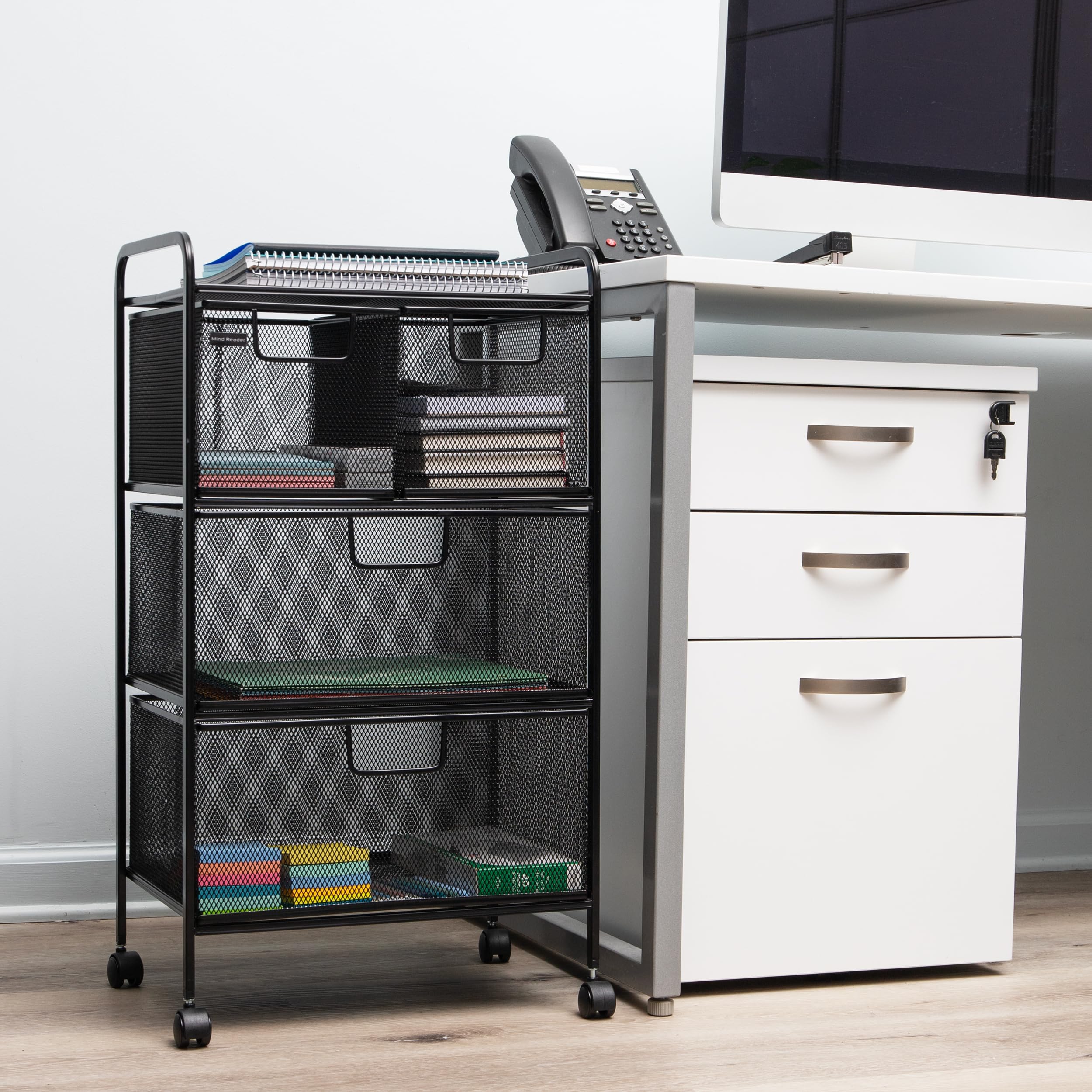 Mind Reader Carrello con cassetti, organizer per lavanderia, carrello multiuso, bagno, cucina, rete metallica, 40,6 cm L x 27,9 cm L x 73,9 cm H, nero