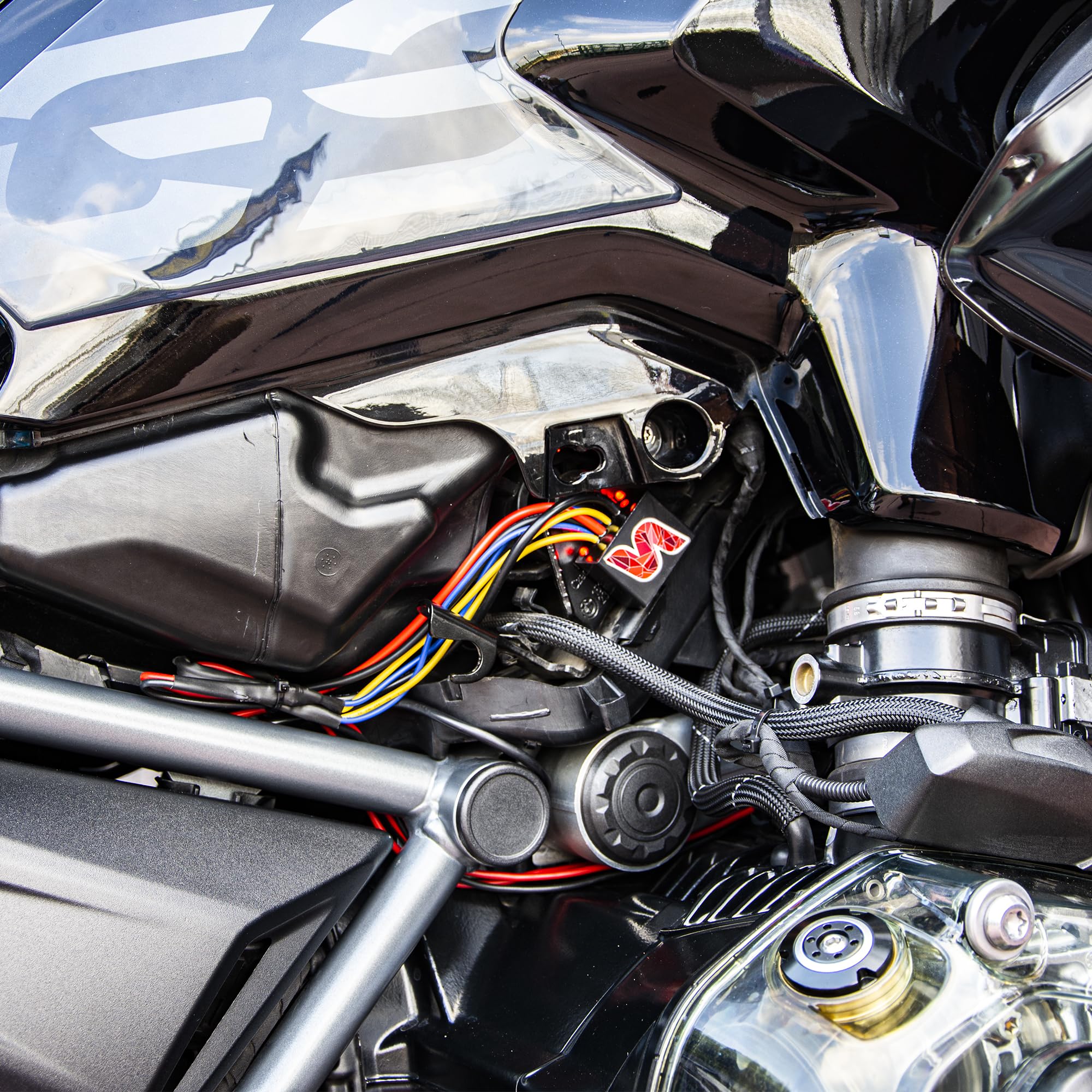 Pulsante moto accensione ausiliare Faretti SOTTOCHIAVE + Smart Relè R 1200 GS R 1250 GS F 750 GS F 850 GS R 1250 RT RS R 1200 R