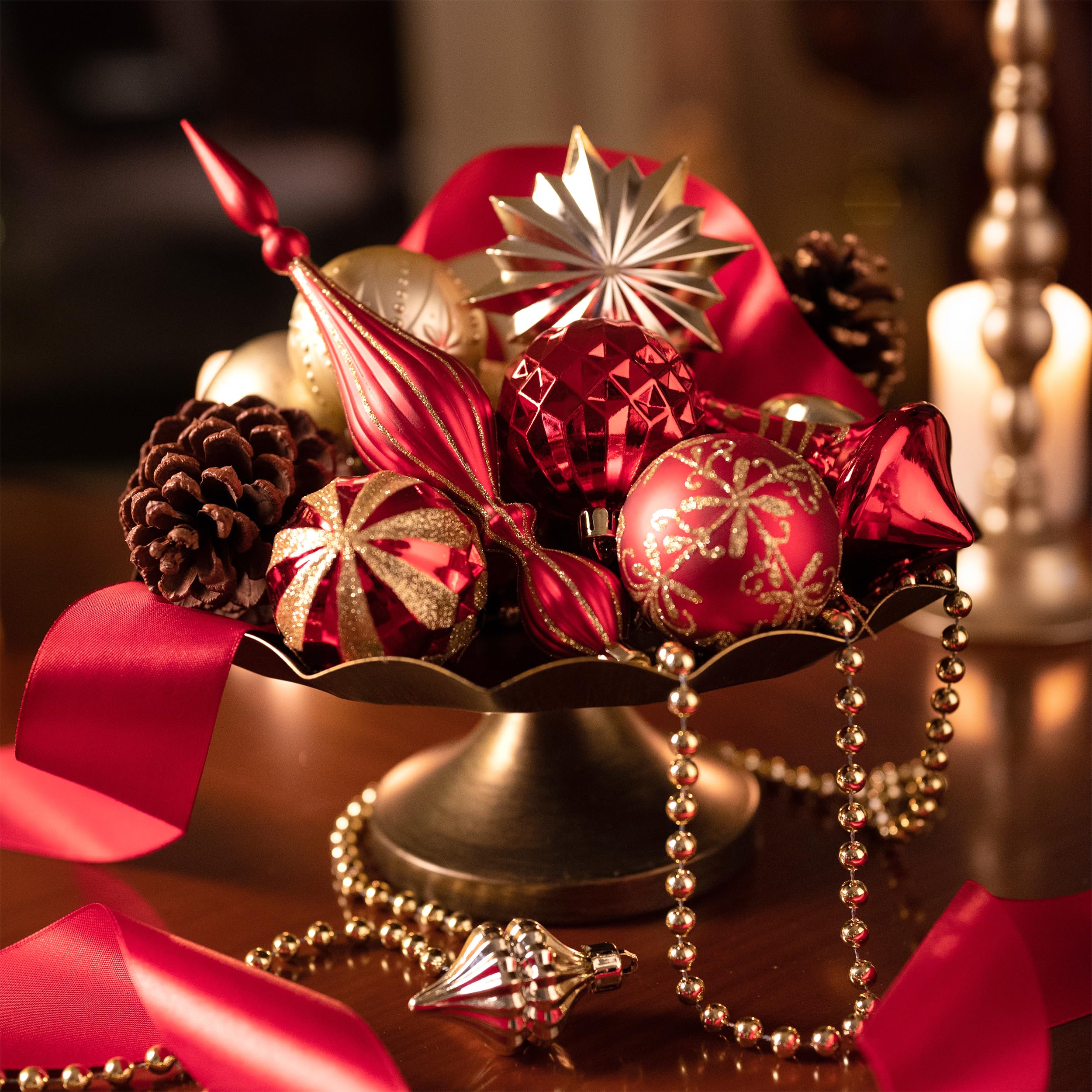 Valery Madelyn Lot de 100 Boules décoratives incassables à Suspendre en Plastique pour Noël, fiançailles, Anniversaire, Mariage, Vacances Rouge et Or