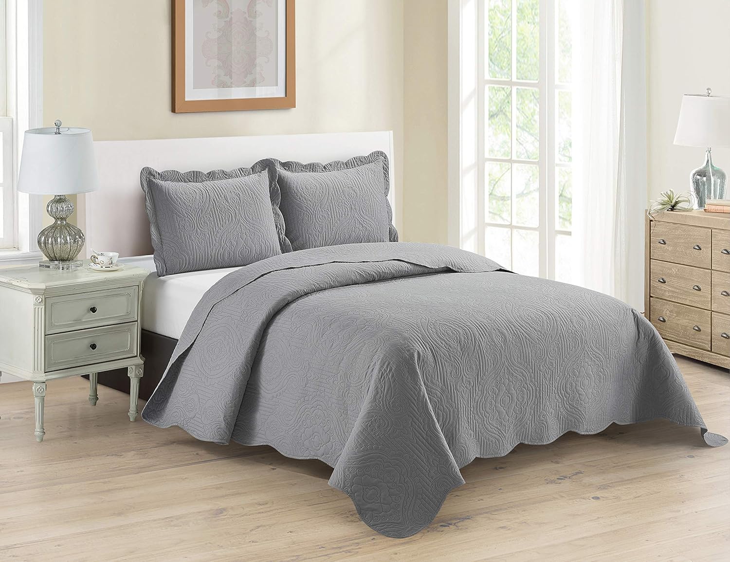 Home Collection 3pc King/Cal King Over Size Luxury Embossed Bedspread Set Light Weight Solid Light Grey New
