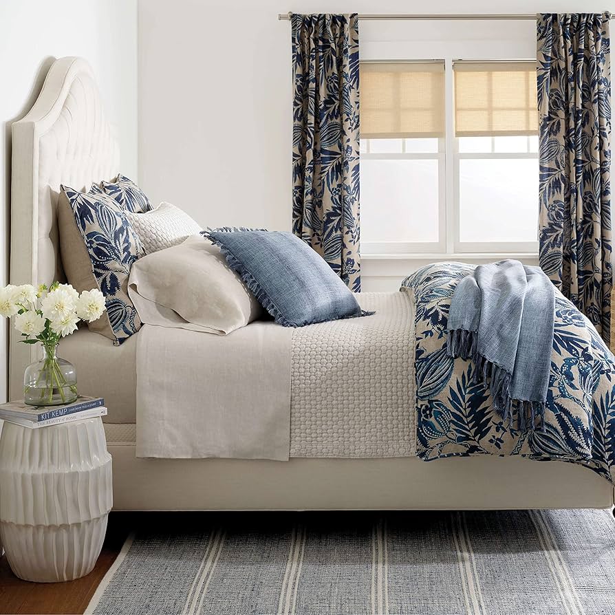 Amazon.com: Pine Cone Hill Lodi Sand Matelasse Coverlet