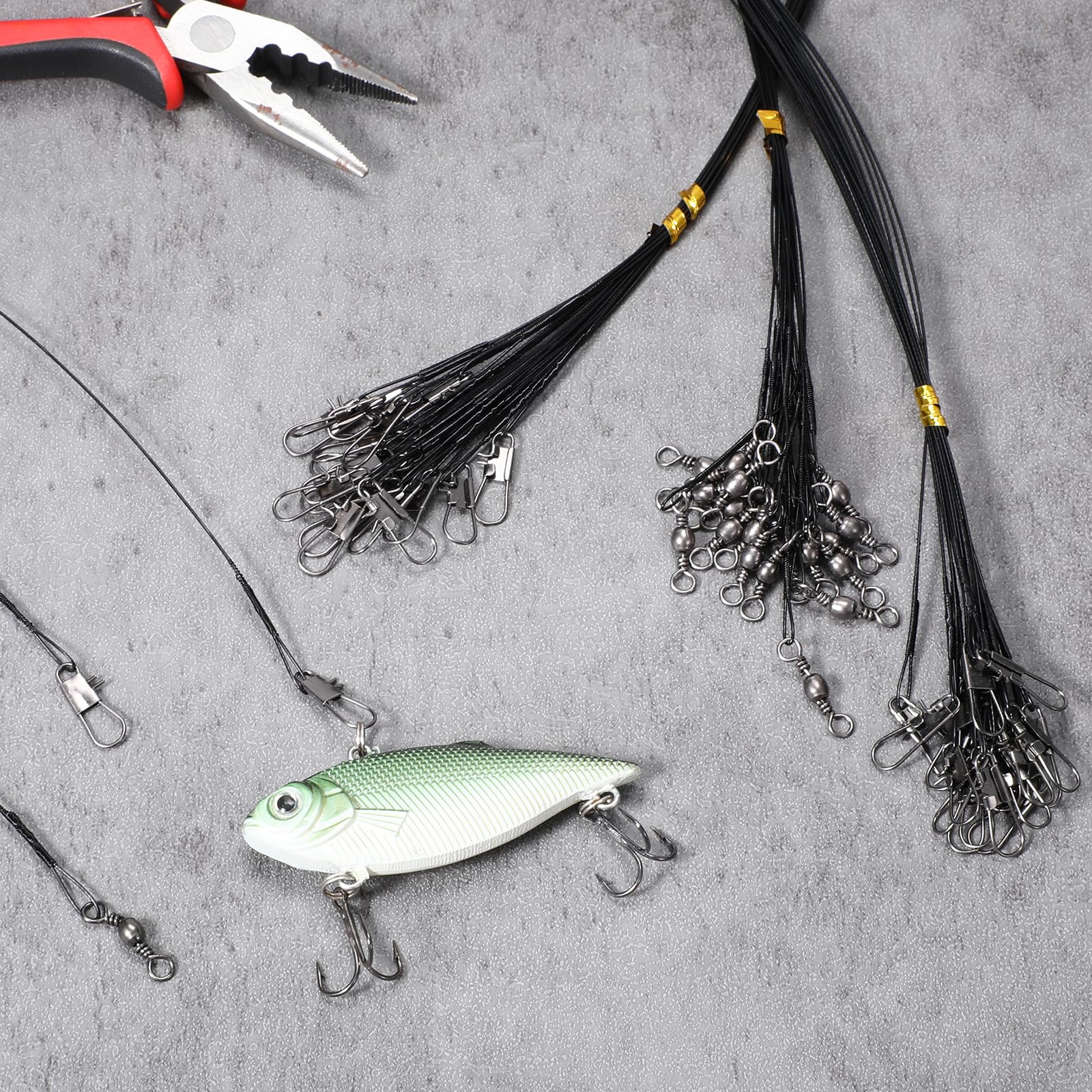 60 anzuelos de pesca con líder, 3 tamaños de acero inoxidable, anzuelos de acero inoxidable, lucio, negro, acero, accesorios de pesca para peces depredadores de agua dulce y salada, 18,5/23,5/28,5 cm