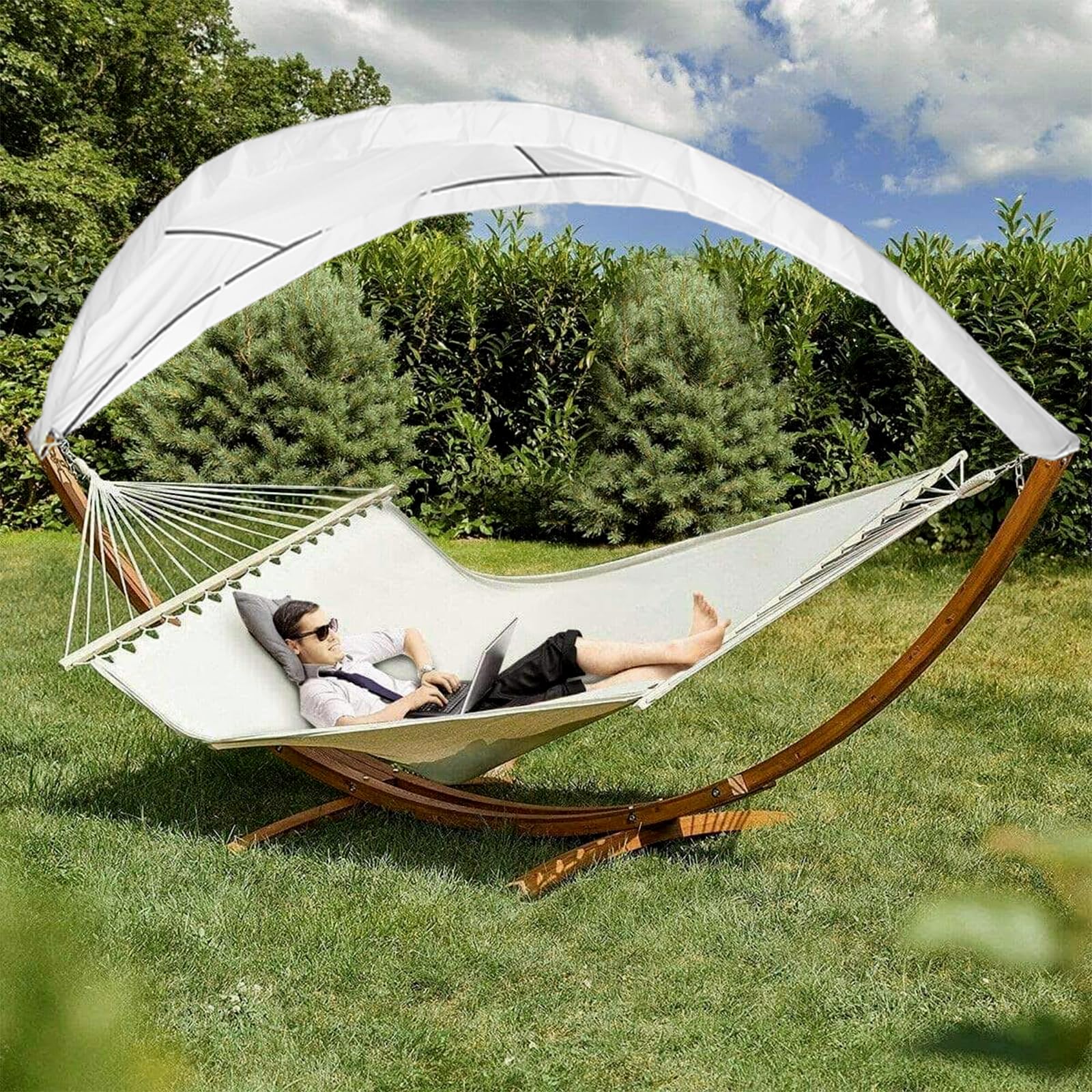 Daromigo Hamak outdoorowy, hamak ze stelażem, 200 x 150 cm, fotel wiszący ze stelażem dla 2 osób, obciążenie 200 kg, drewniany stelaż hamaka z dachem, do ogrodu, na taras, basen