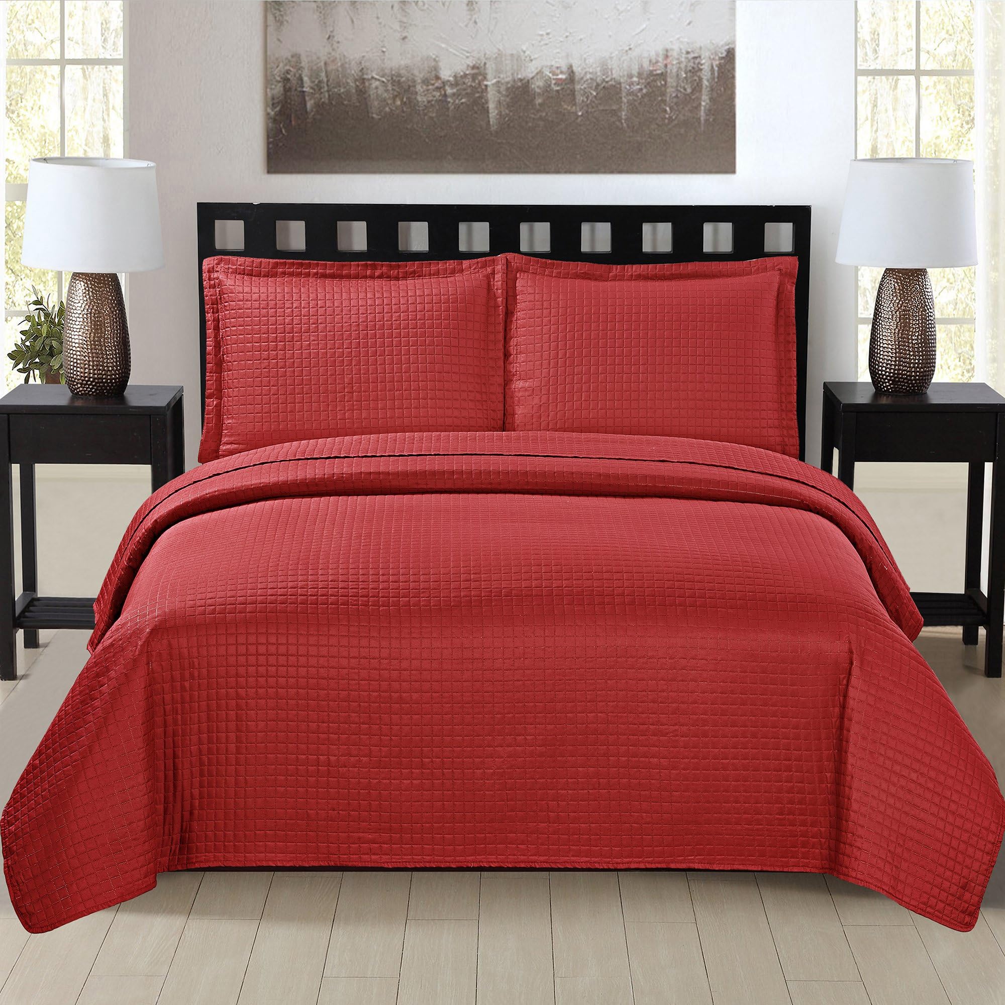 Honors Home 3-Piece Oversized Quilt Set with Pillow Sham, Lightweight, Hypoallergenic, Soft Brushed Microfiber, Machine Washable All-Season Bedding Collection (Queen, Burgundy)