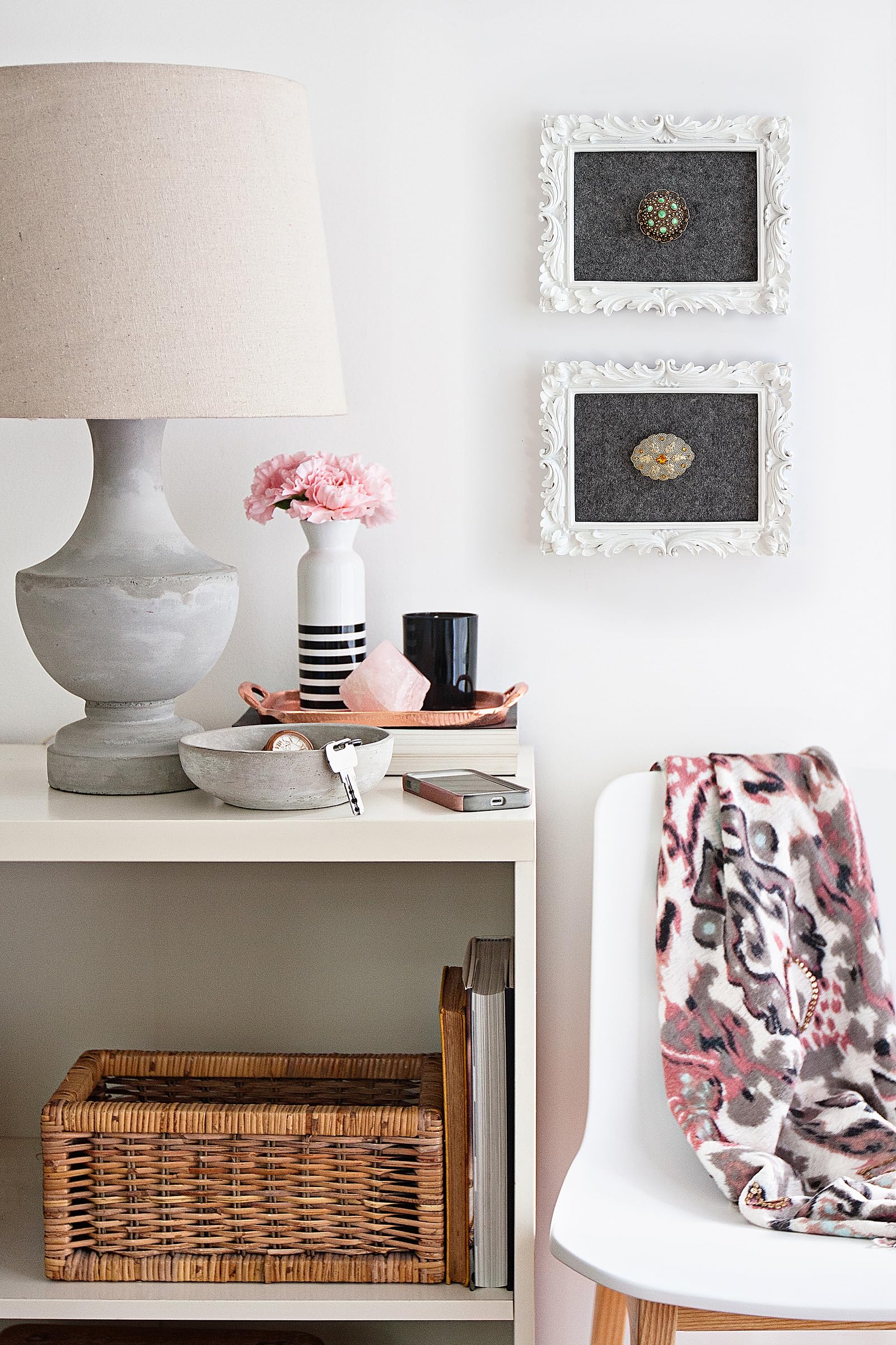 Walther Design QS318W Saint Germain Portrait Frame, 5 x 7 inch (13 x 18 cm), White