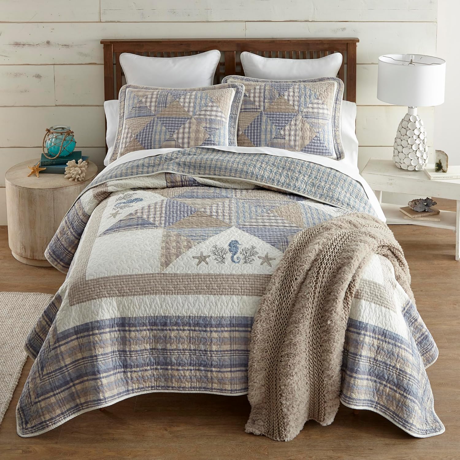 Donna Sharp Coastal (26) (Checkerboard Indigo, Queen)