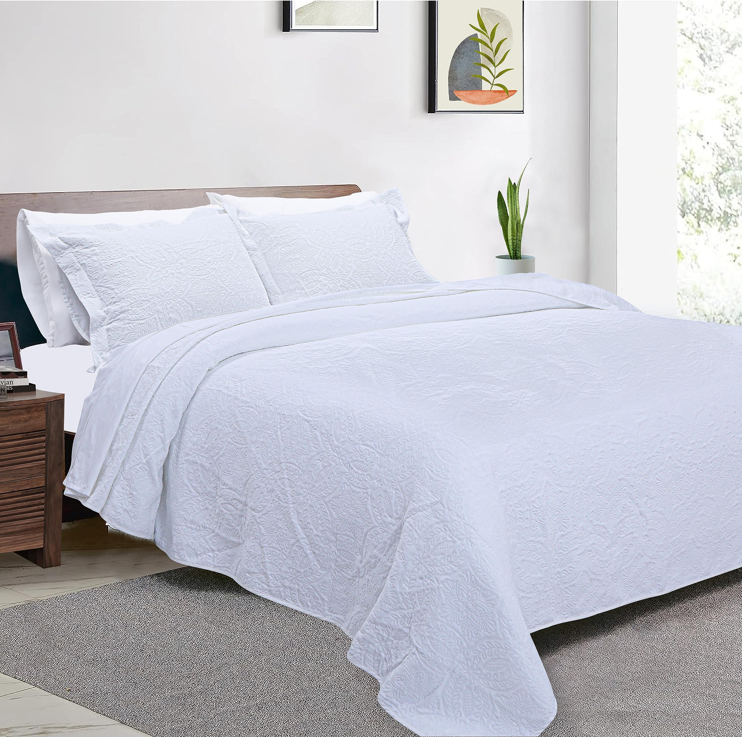 Threadmill Home LinenTwin Quilt Set - Cotton Bamboo Bedding Soft Lightweight Summer Quilt Bedspread 2 Piece Set - Modern Spring Field Design Coverlet for All Season - 1 Quilt, 1 Pillow Sham - White