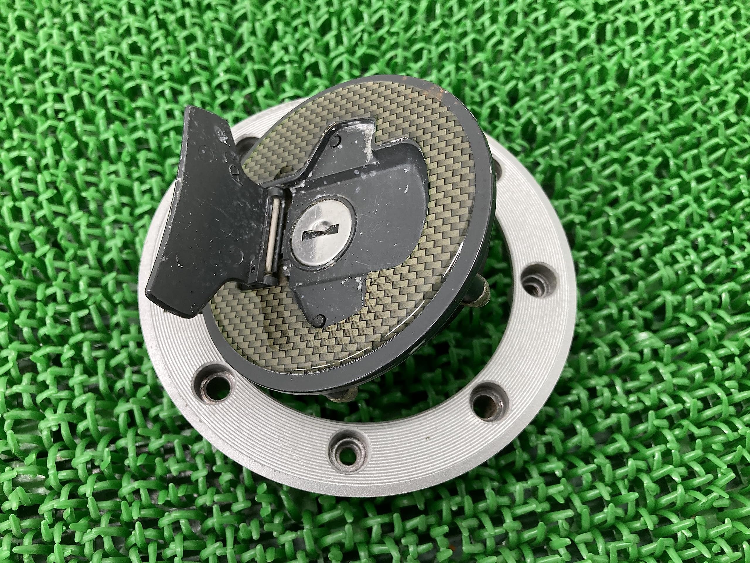 kaz suzuki 専用 Amazon | GSX1300Rハヤブサ タンクキャップ スズキ 純正 中古 バイク