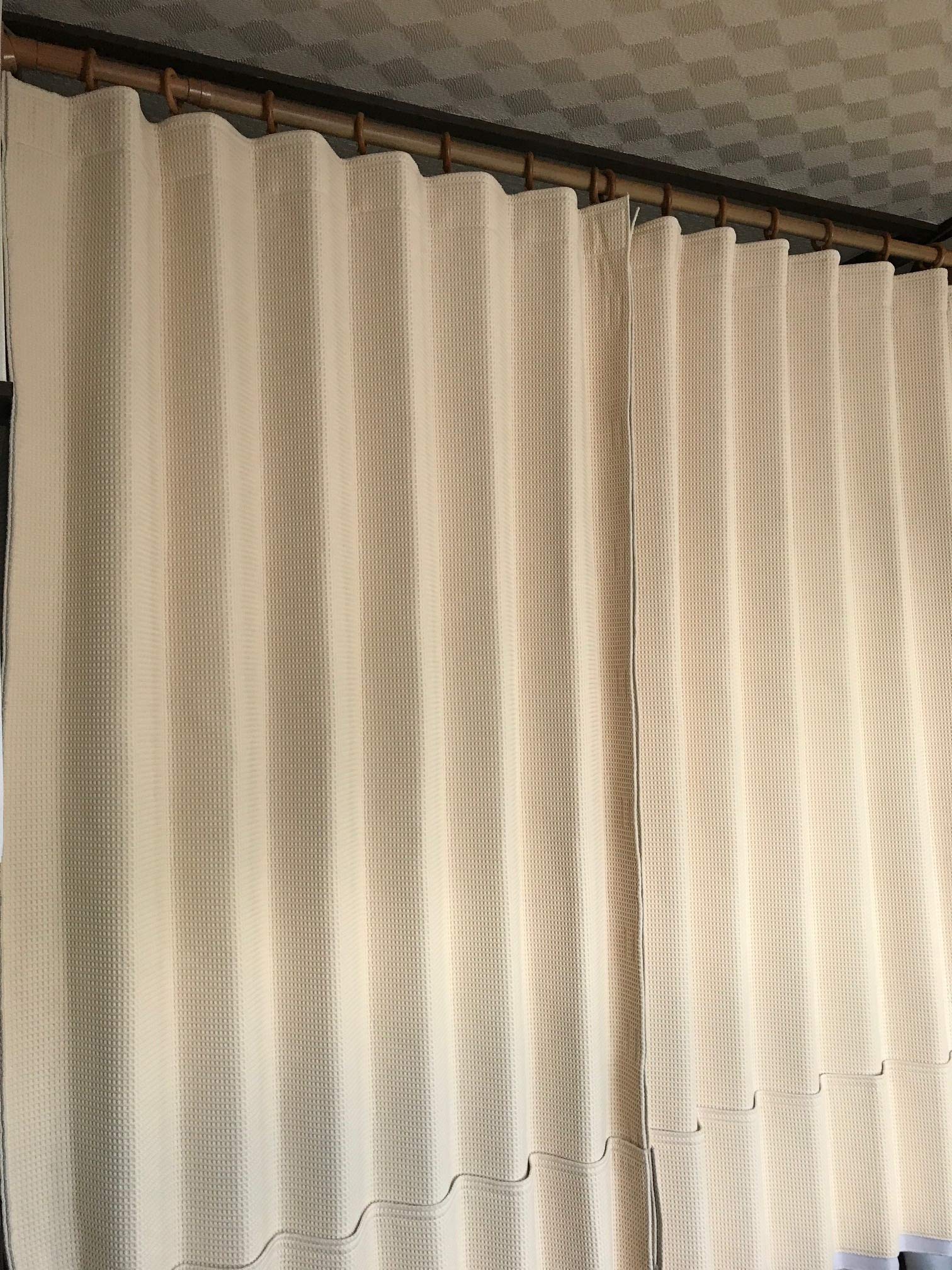 Amazon｜ソフト音 ベージュ 100x164-189 2枚組｜カーテン