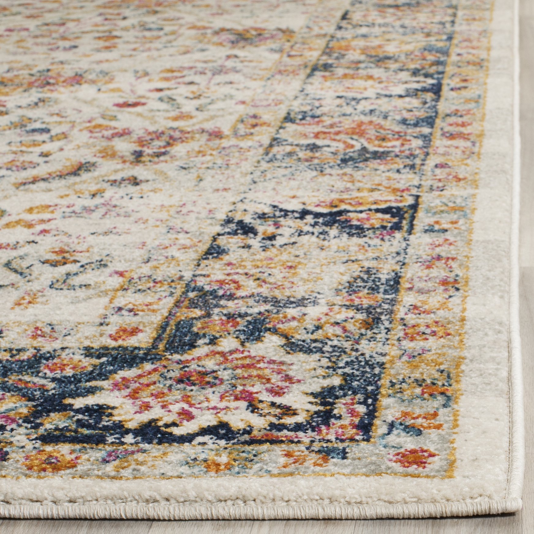 SAFAVIEH Tapis de Sol Vieilli pour Salon, Salle à manger, Chambre à coucher - Madison Collection, Tapis à poil court, Crème et Marine, 201 X 279 cm