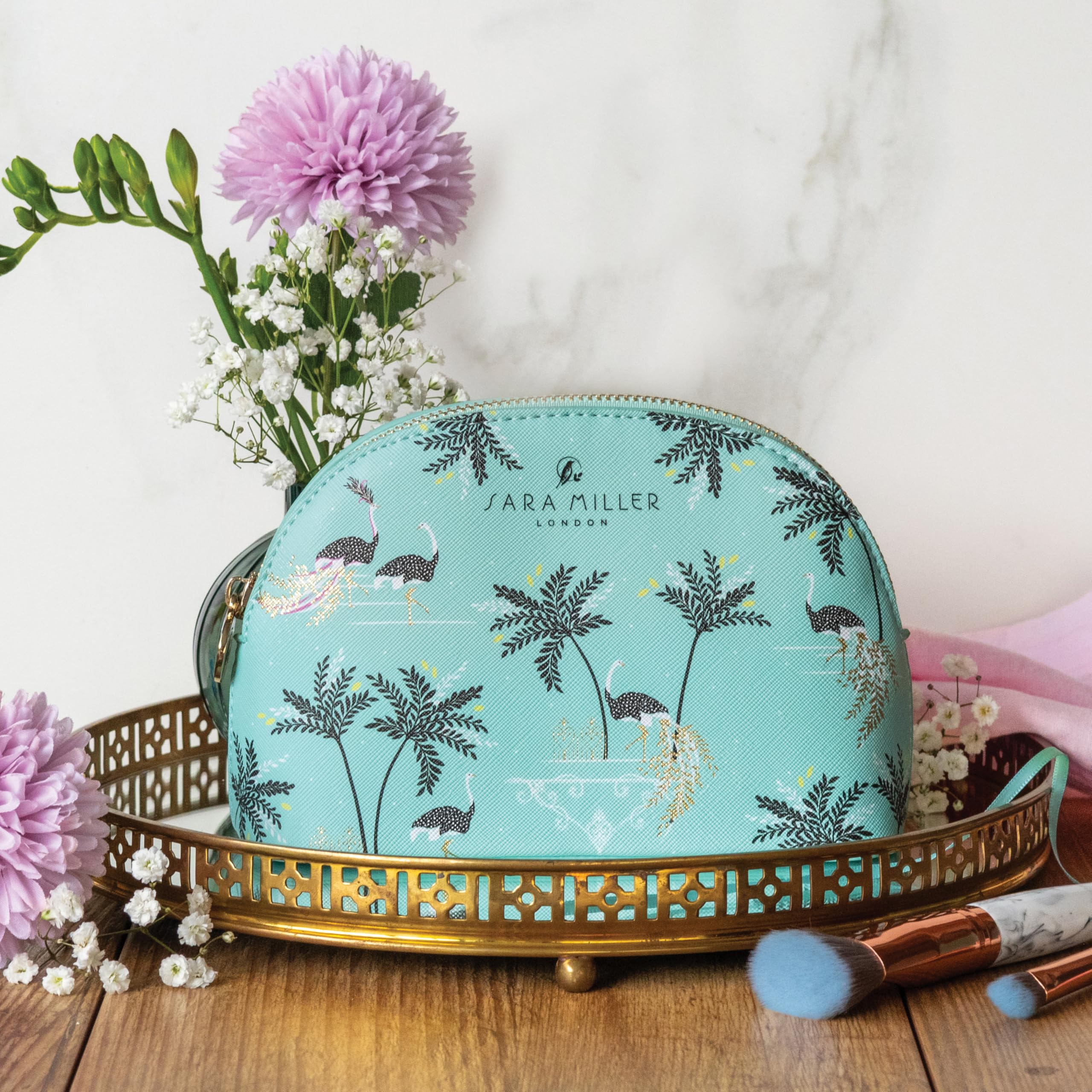Sara Miller London Cosmetic Bag, Small Toiletry Bag for Make-Up Essentials, Vegan Leather - Image 3