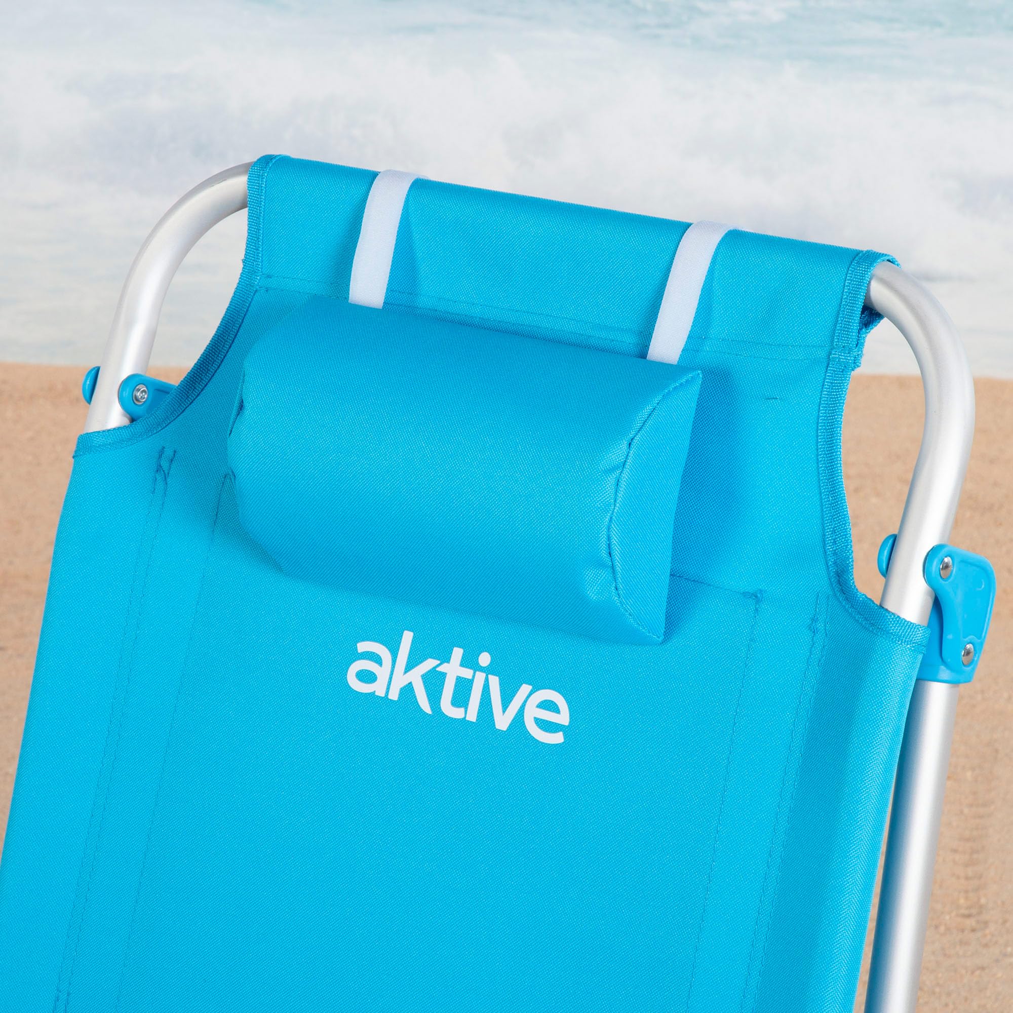 AKTIVE Sedia da spiaggia pieghevole 49x58x80 cm, con cuscino, sedia zaino pieghevole, schienale reclinabile, con due tasche, blu pastello (53983)