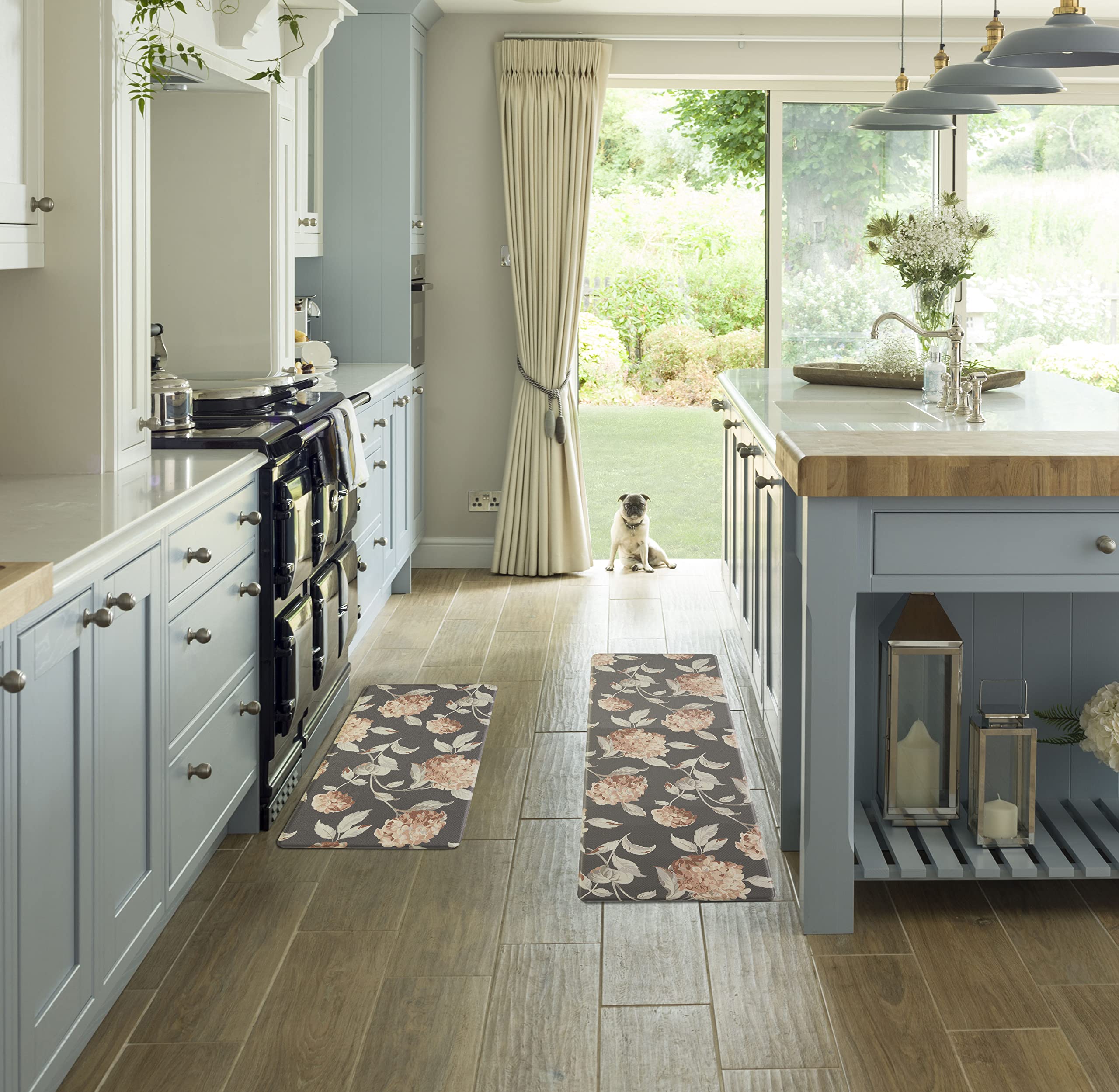 Amazon | Laura Ashley – 抗疲労キッチンマットセット、アジサイ花柄 