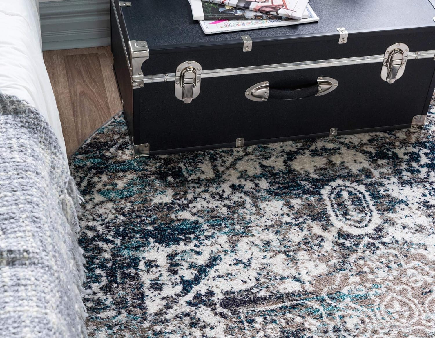 Rugs.com Arlington Collection Rug – 3' x 5' Oval Grey Medium-Pile Rug Perfect for Living Rooms, Large Dining Rooms, Open Floorplans