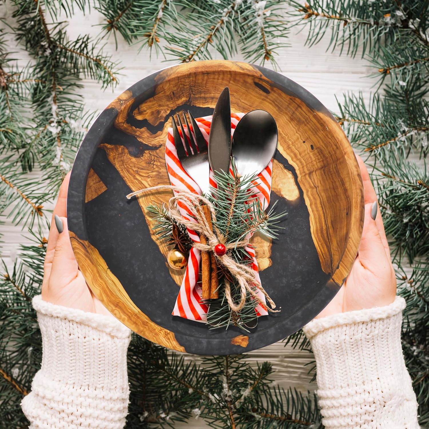 Olivarte Handmade Epoxy Wide Serving & Salad Plate - Decorative, Olive Wood Serving Plate for Salad, Fruit, Meat - Ideal for Kitchen, Unique Housewarming Gift -Palapala (11"x11"x1.38")