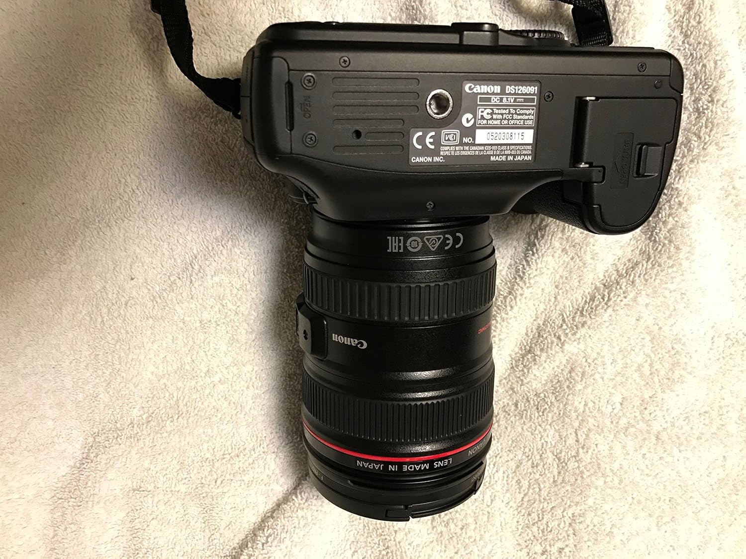 Canon EOS 5D 12.8 MP Digital SLR Camera with EF 24-105mm f/4 L IS USM Lens