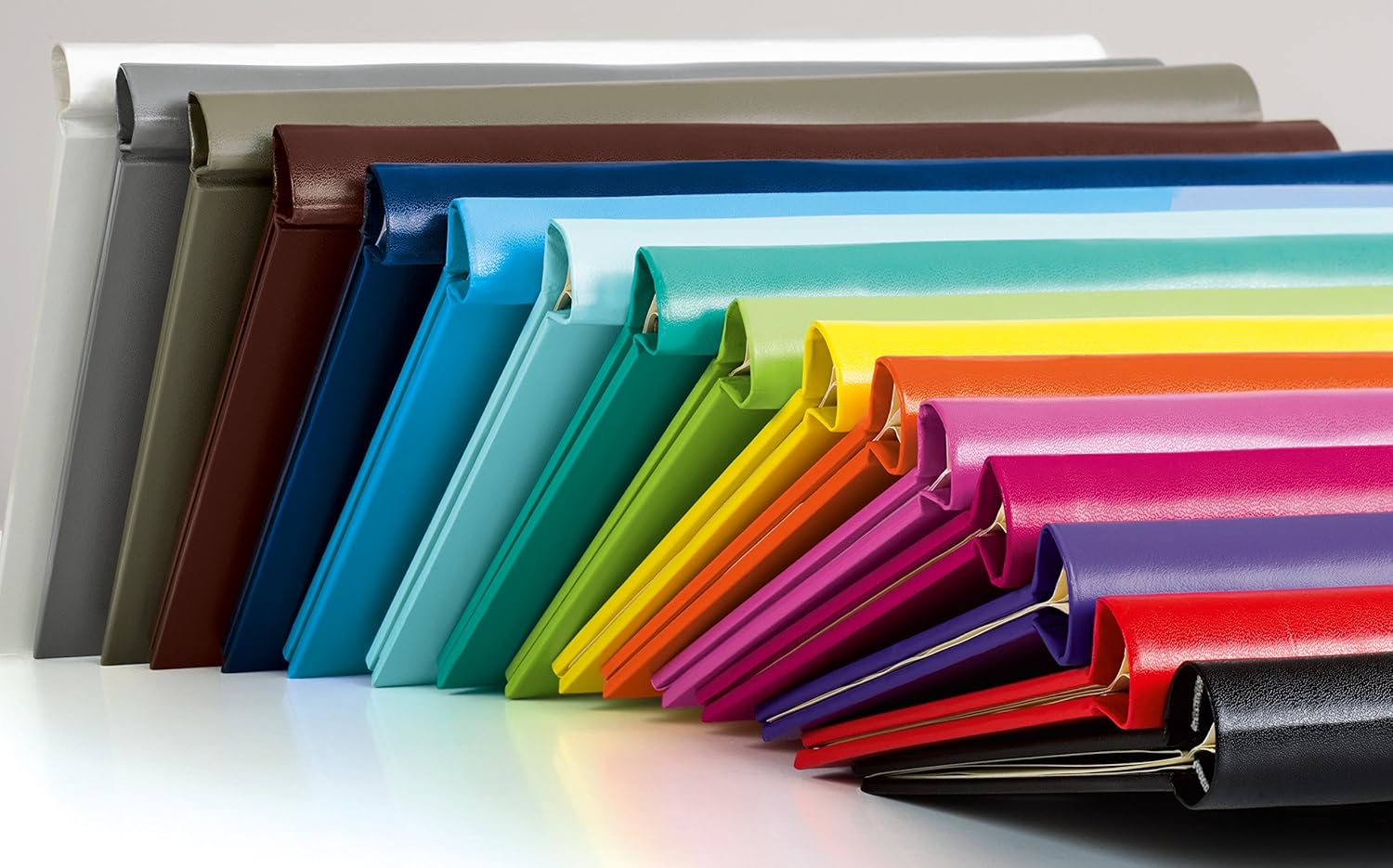LEUCHTTURM1917 - PEKA Springback Binder (Black) - Holds 150 Sheets of Paper