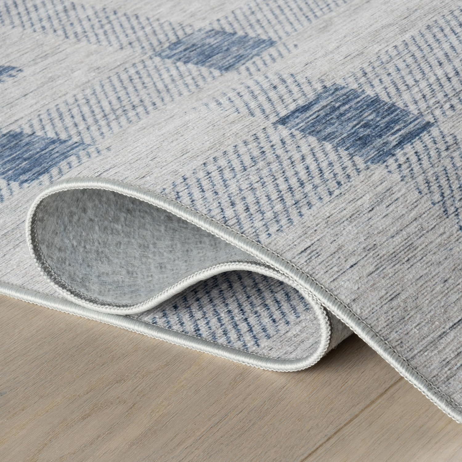 Dash & Albert Valen Plaid Blue Machine Washable Rug, 4 X 6 Feet, Blue/White Plaid Pattern