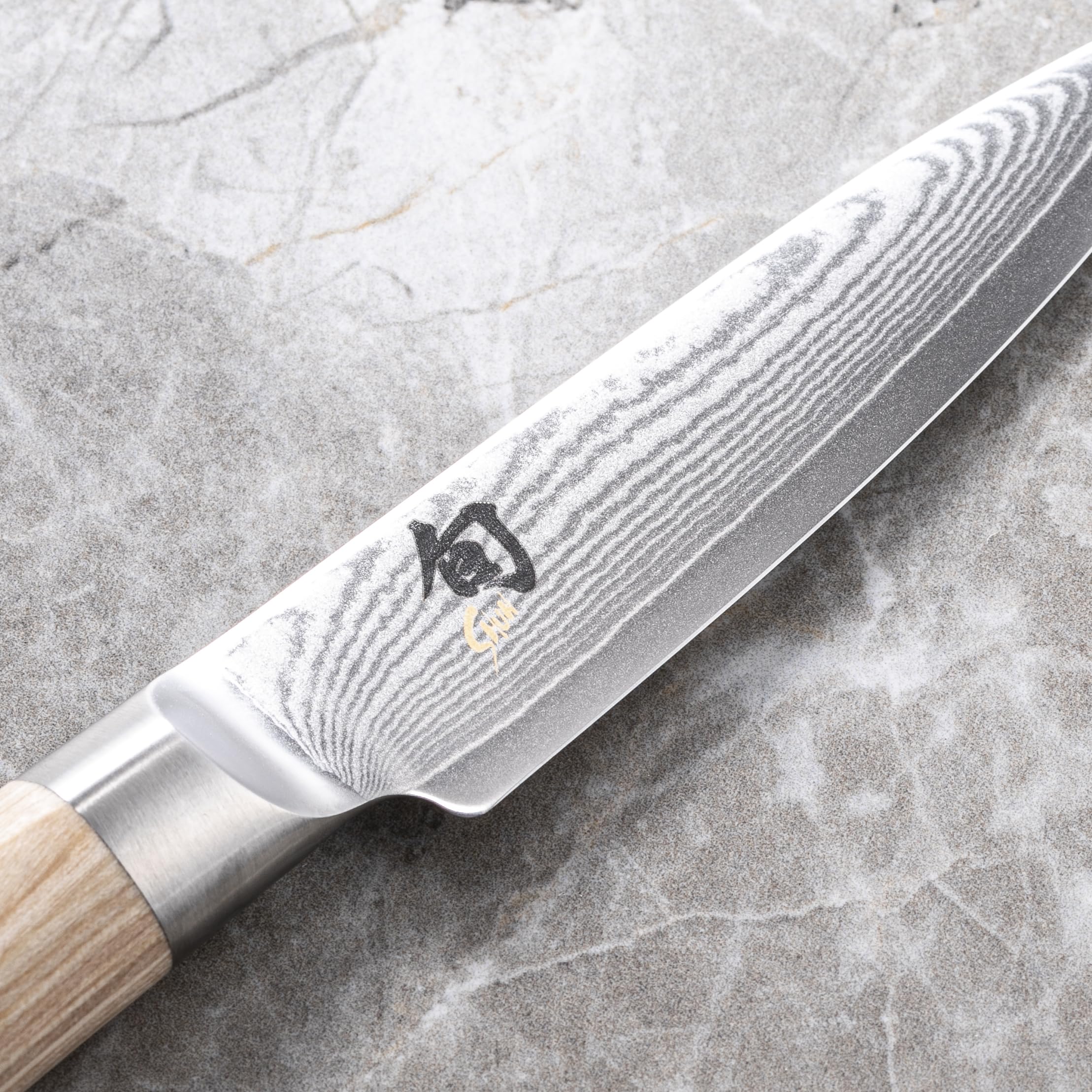 KAI Shun Classic White coltello da ufficio giapponese 9 cm lunghezza lama - coltello damasco 32 strati nucleo VG MAX - 61 (±1) HRC - manico in legno di pakka - Made in Japan
