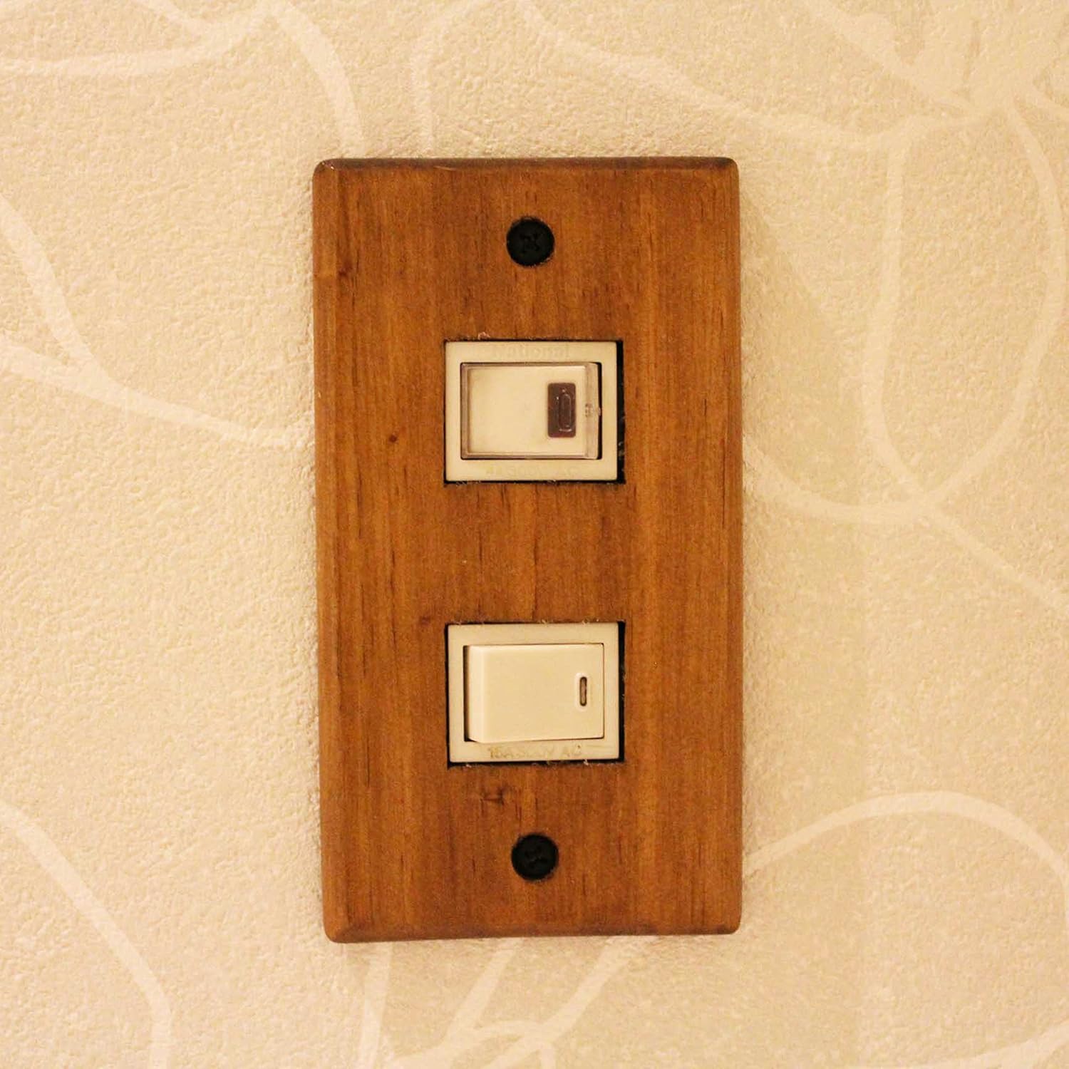 Amazon Co Jp 木製スイッチプレート 2口 産業 研究開発用品