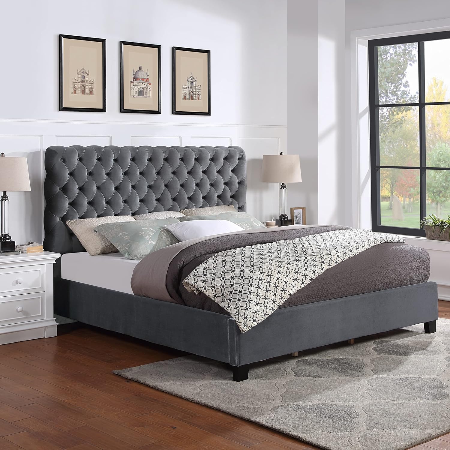 Roundhill Furniture Apoera Velvet Upholstered Button Tufted Bed, King, Black