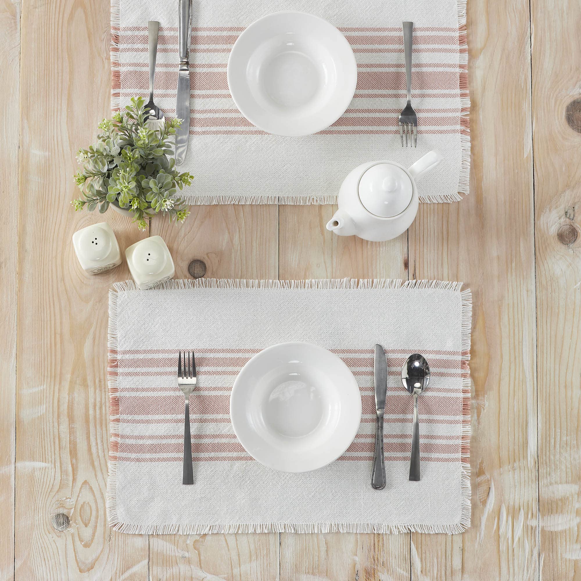 VHC Brands Juego de 6 manteles individuales de plástico reciclado rosa (PET) a rayas blancas antiguas de 13 x 19 pulgadas, resistentes al agua, ovalados para decoración de mesa de cocina