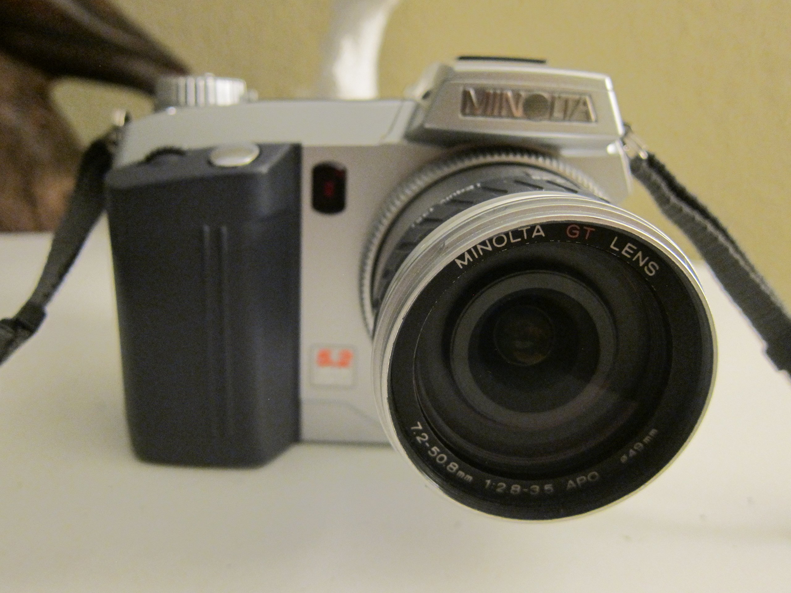 Minolta Dimage 7 5MP Câmera digital com 7x Zoom óptico | Amazon.com.br Minolta Dimage 7 5MP Câmera digital com 7x Zoom óptico | Amazon.com.br