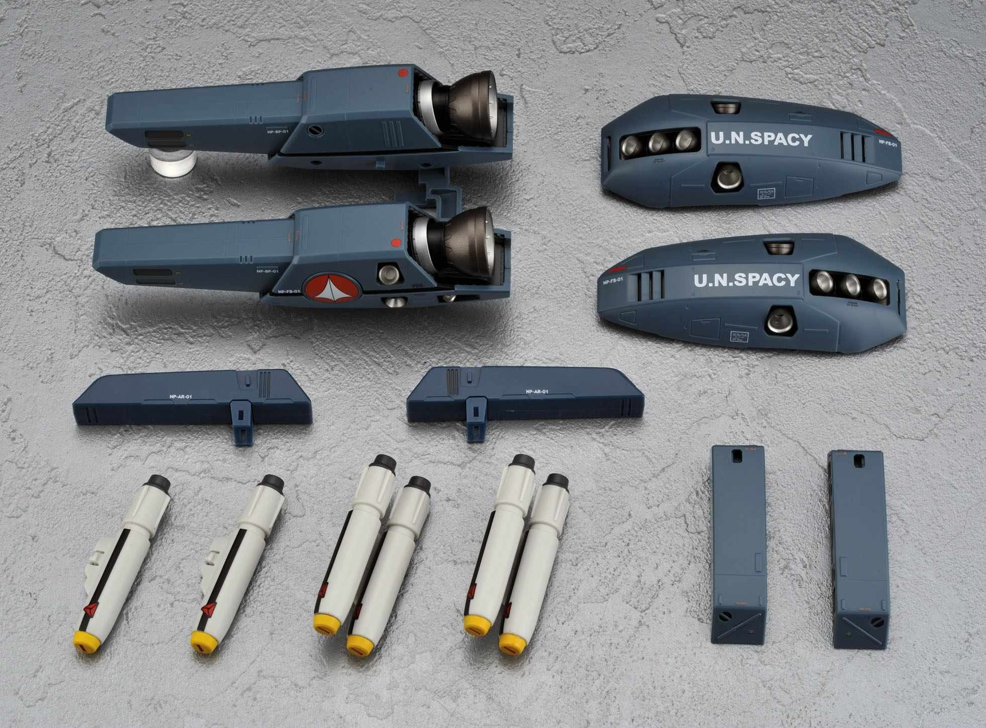 Amazon.co.jp: 1/60 マクロス 完全変形 VF-1対応スーパーパーツ TV版