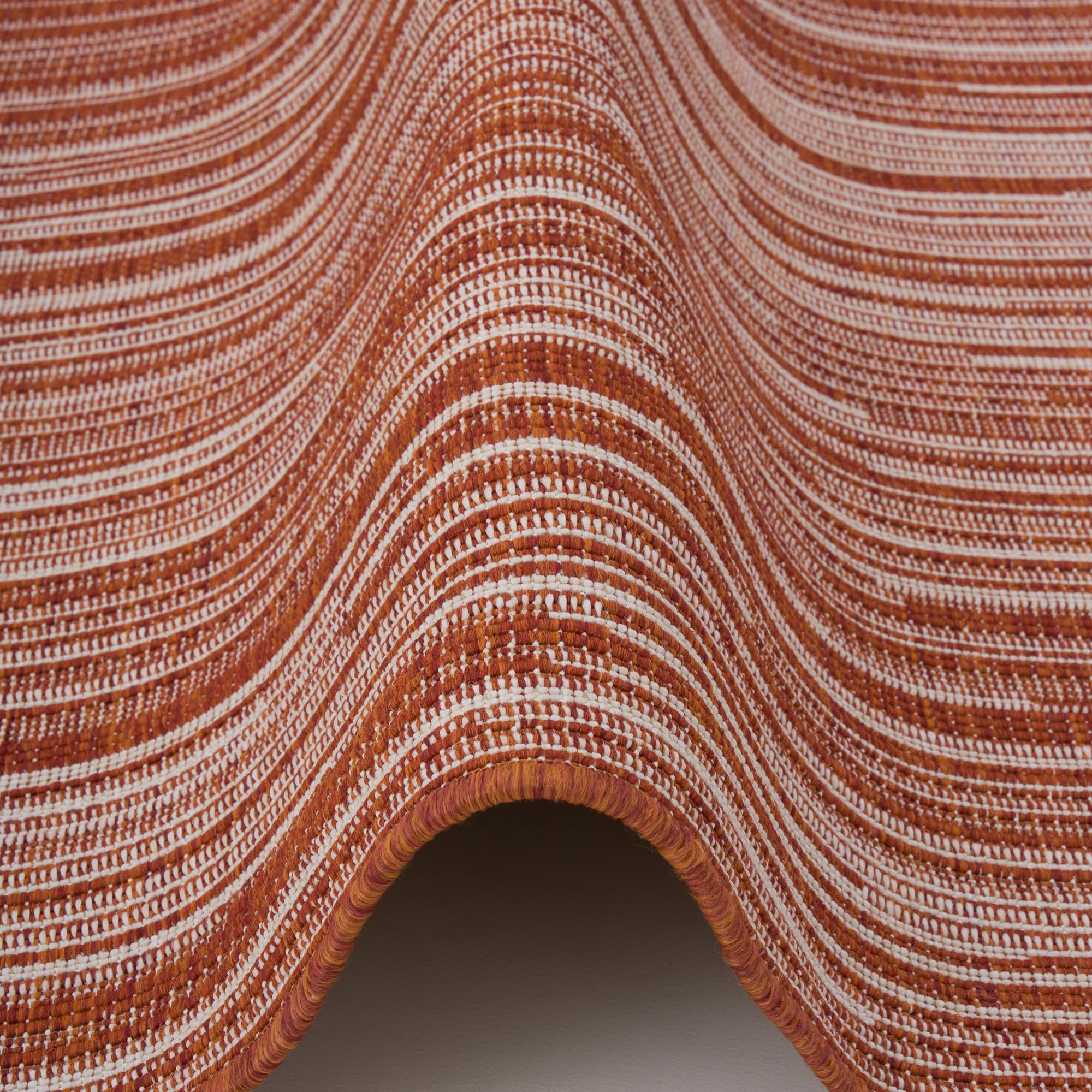 Snapstyle Tapis Couloir intérieur & extérieur Newport Terracotta – Tapis réversible à Rayures Modernes pour Couloir, Balcon et terrasse