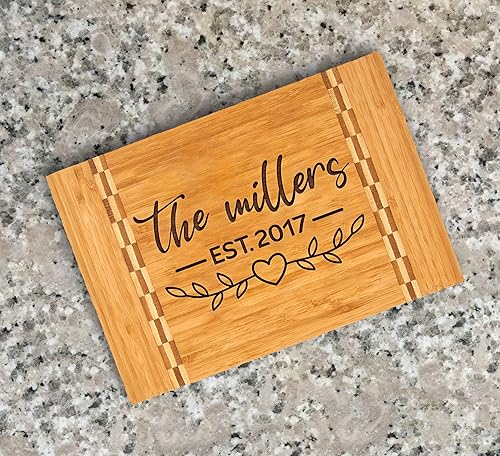 Miniatura 5 de Tabla de cortar personalizada Mr and Mrs Regalo de boda para pareja Regalos de inauguración de casa personalizados Tabla de cortar de bambú